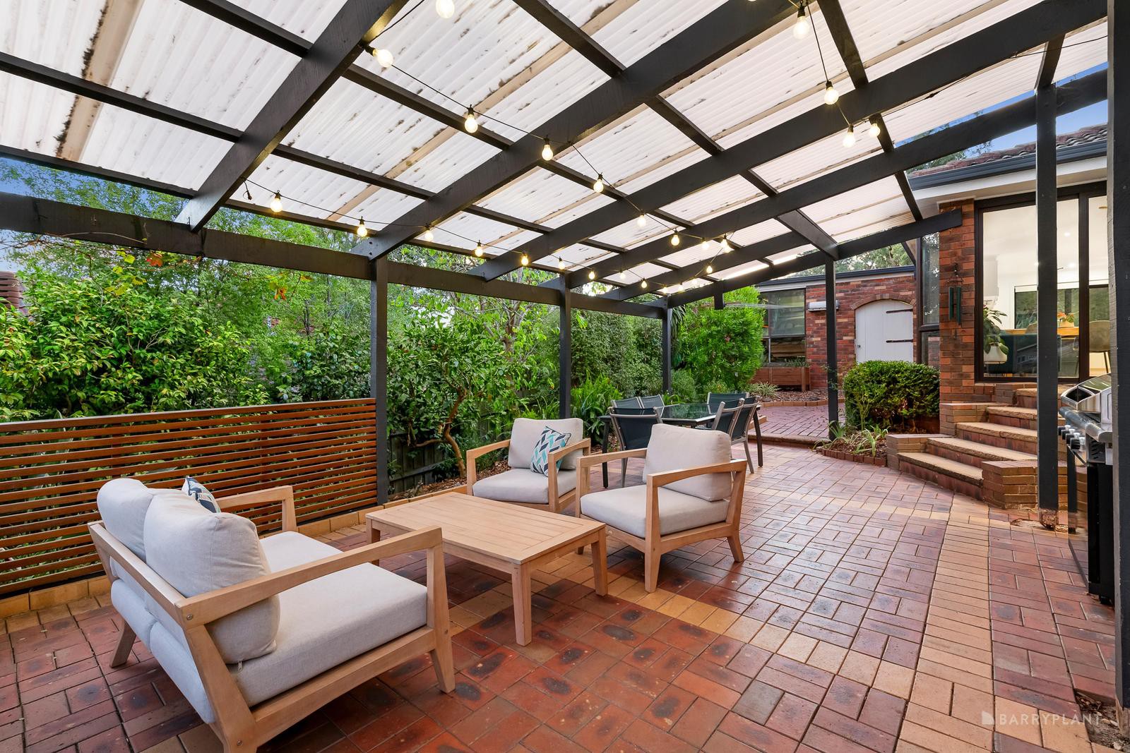 16 Nundah Drive, Eltham, VIC 3095, Eltham - Thumbnail 4