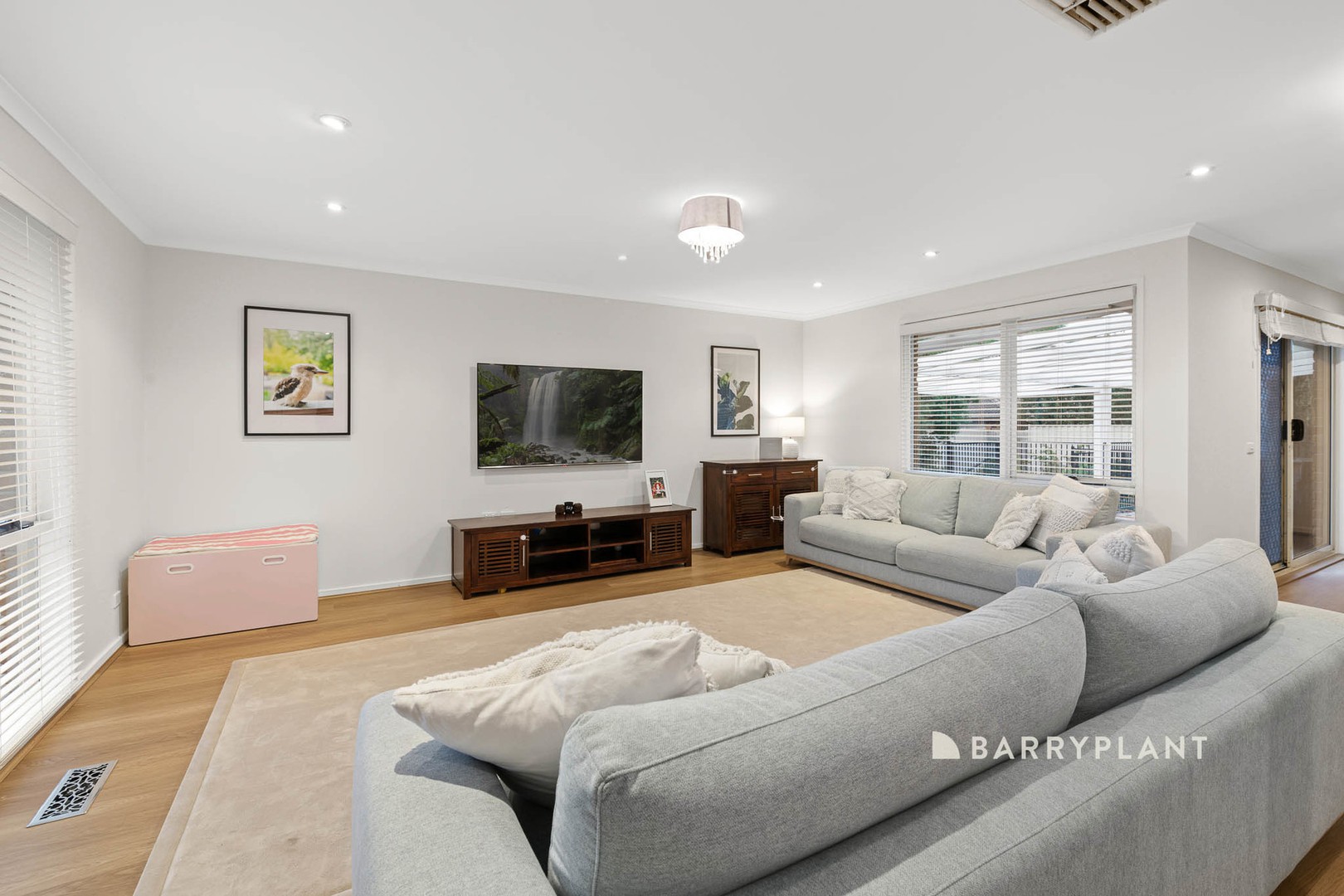 16 Ohio Crescent, Narre Warren, VIC 3805, Narre Warren - Thumbnail 3