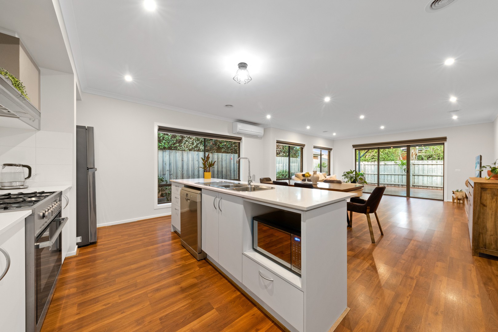 16 Olive Grove, Officer, VIC 3809, Officer - Thumbnail 2
