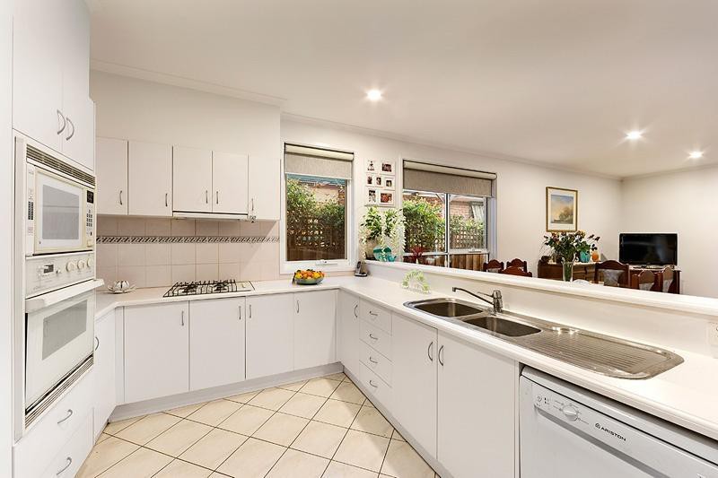 16 Omeo Court, Blackburn South, VIC 3130 - Thumbnail 1 - 21/10/2021