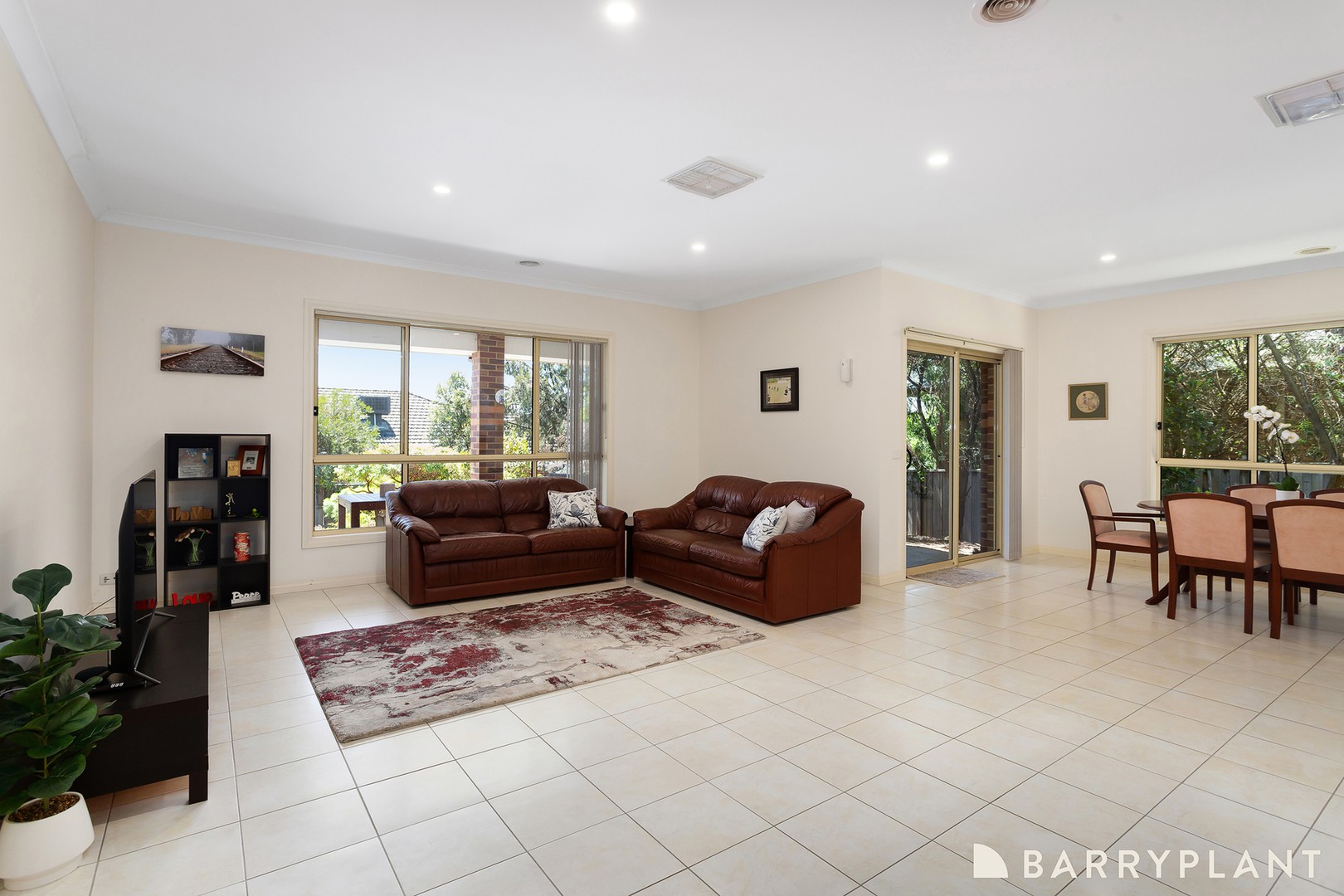 16 Overland Drive, Doreen, VIC 3754, Doreen - Thumbnail 5