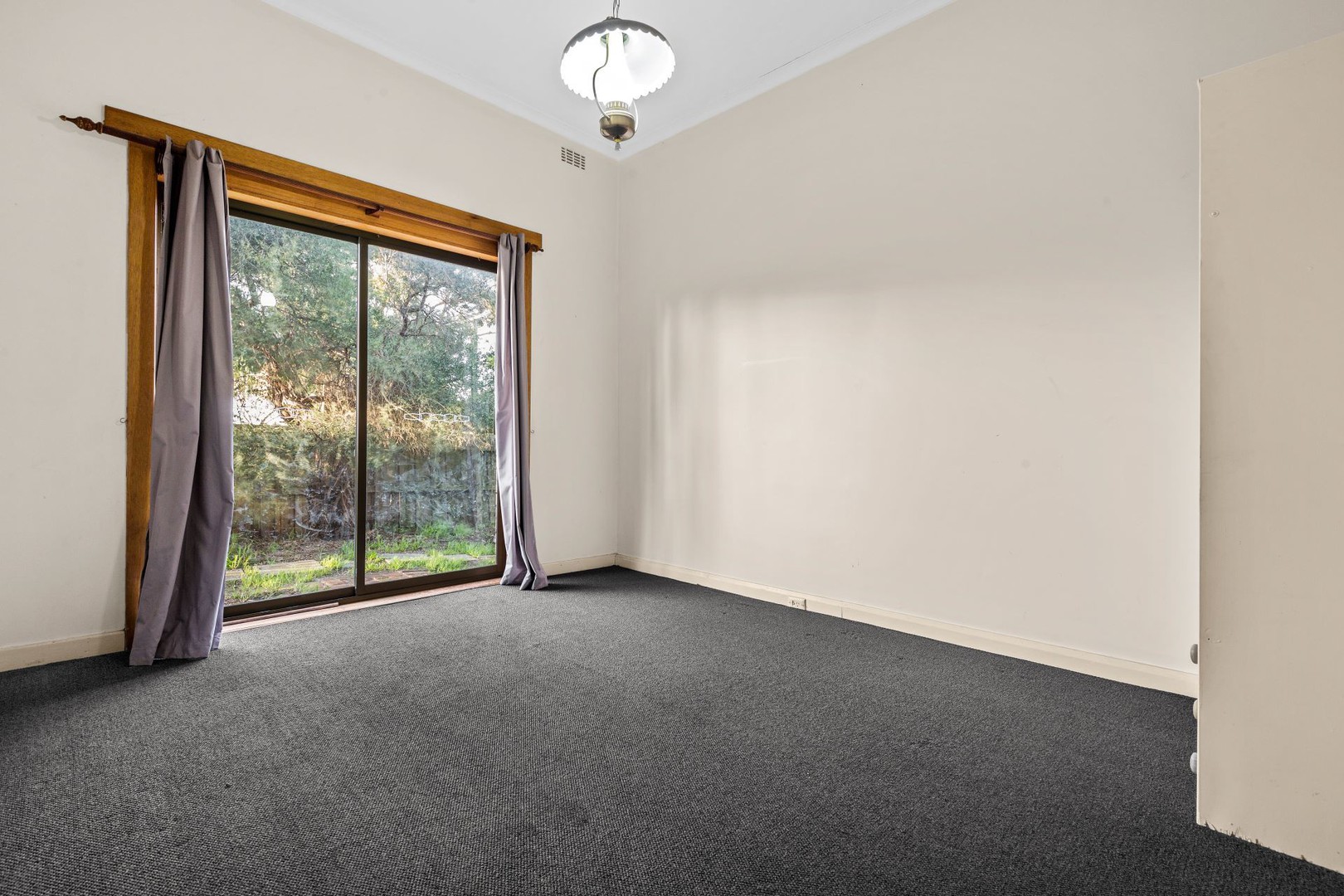 16 Overton Road, Frankston, VIC 3199, Frankston - Thumbnail 7
