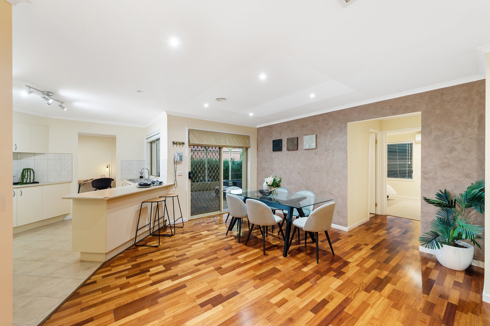 4 Glenview Place, TAMWORTH NSW 2340, Tamworth - Thumbnail 3