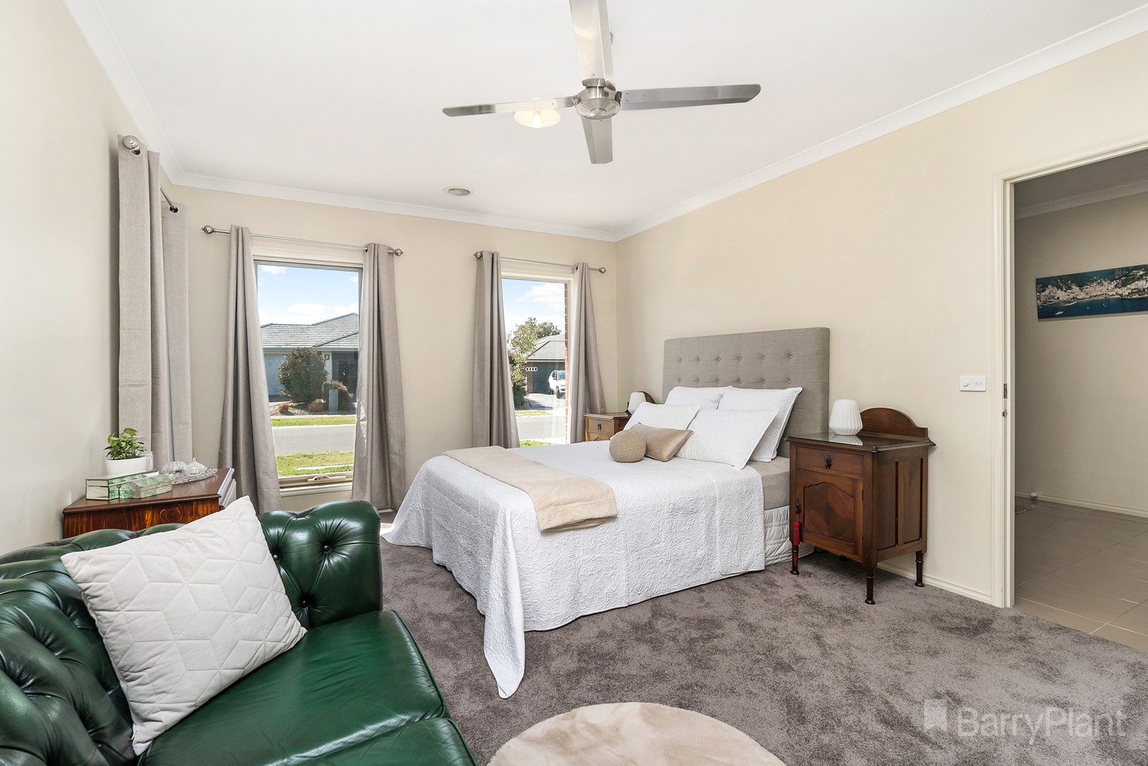 16 Palladium Circle, Beveridge, VIC 3753, Beveridge - Thumbnail 2