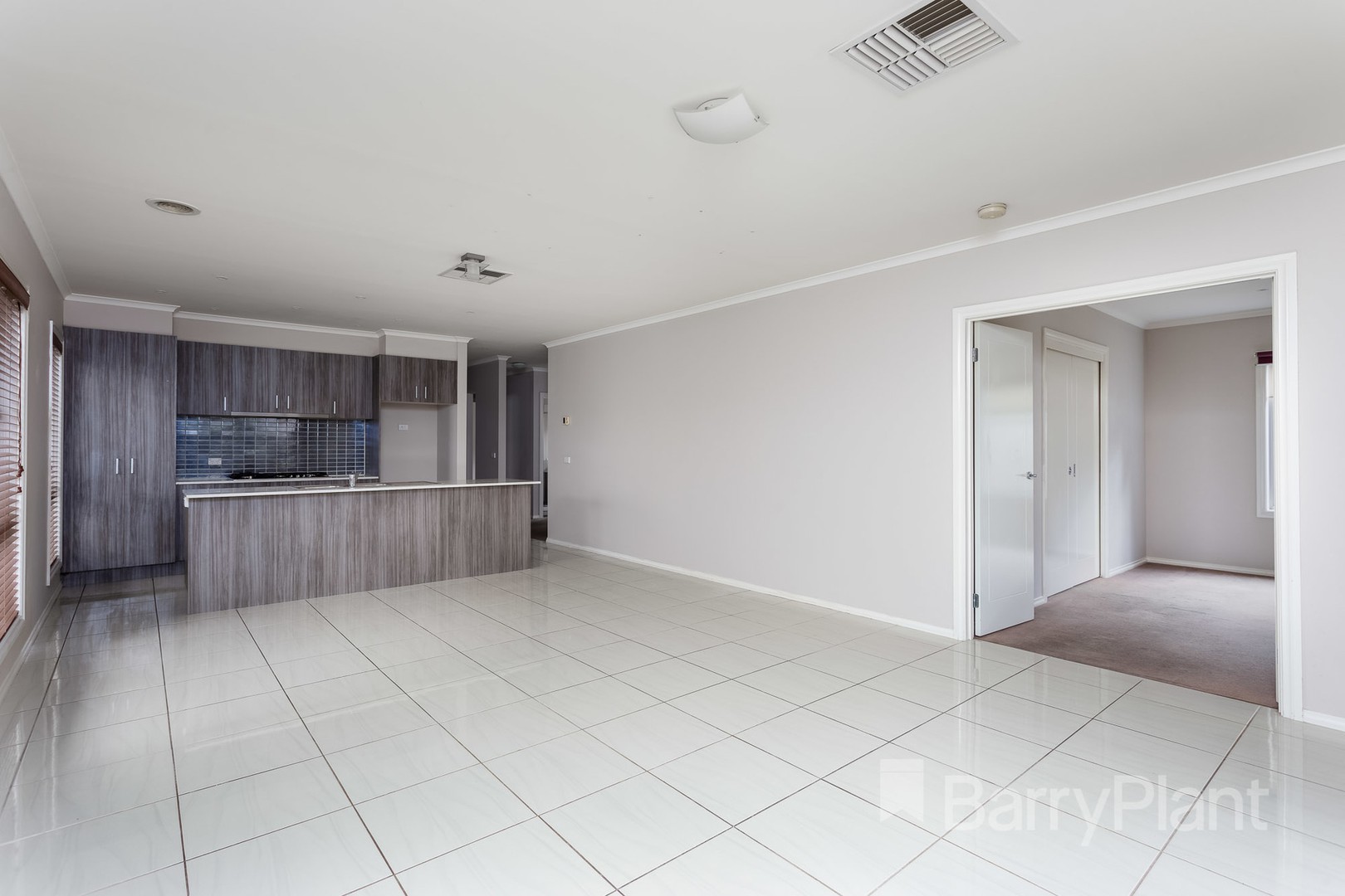 16 Palmer Avenue, Point Cook, VIC 3030 - Thumbnail 2 - 05/10/2021