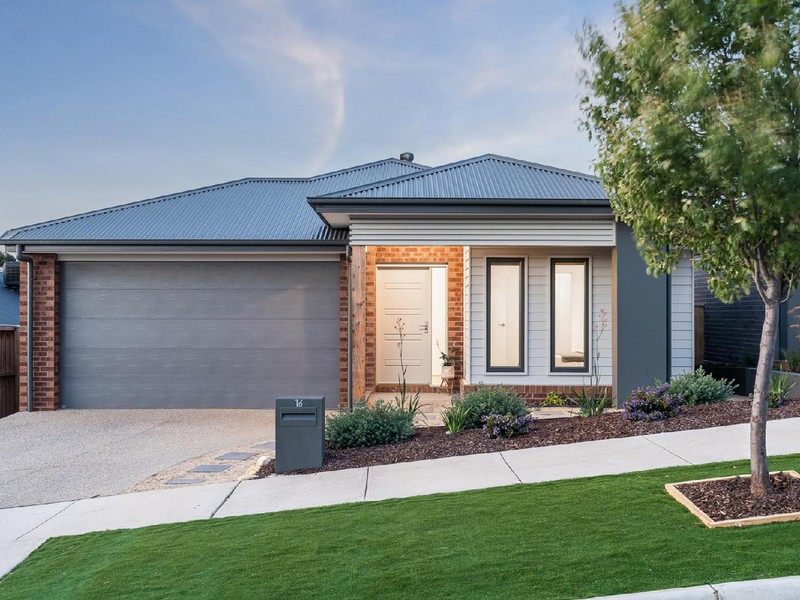 16 Parer Way, Wandana Heights, VIC 3216 - Image - 28/11/2025