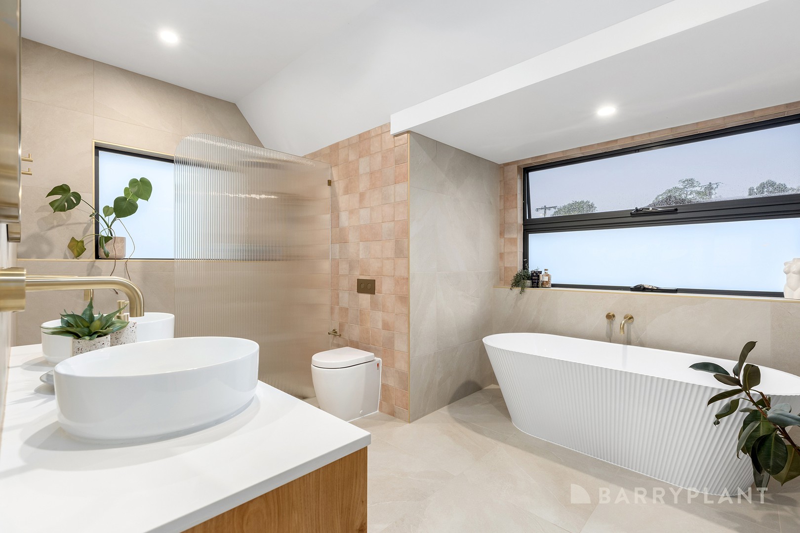 16 Parry Drive, Mooroolbark, VIC 3138, Mooroolbark - Thumbnail 8