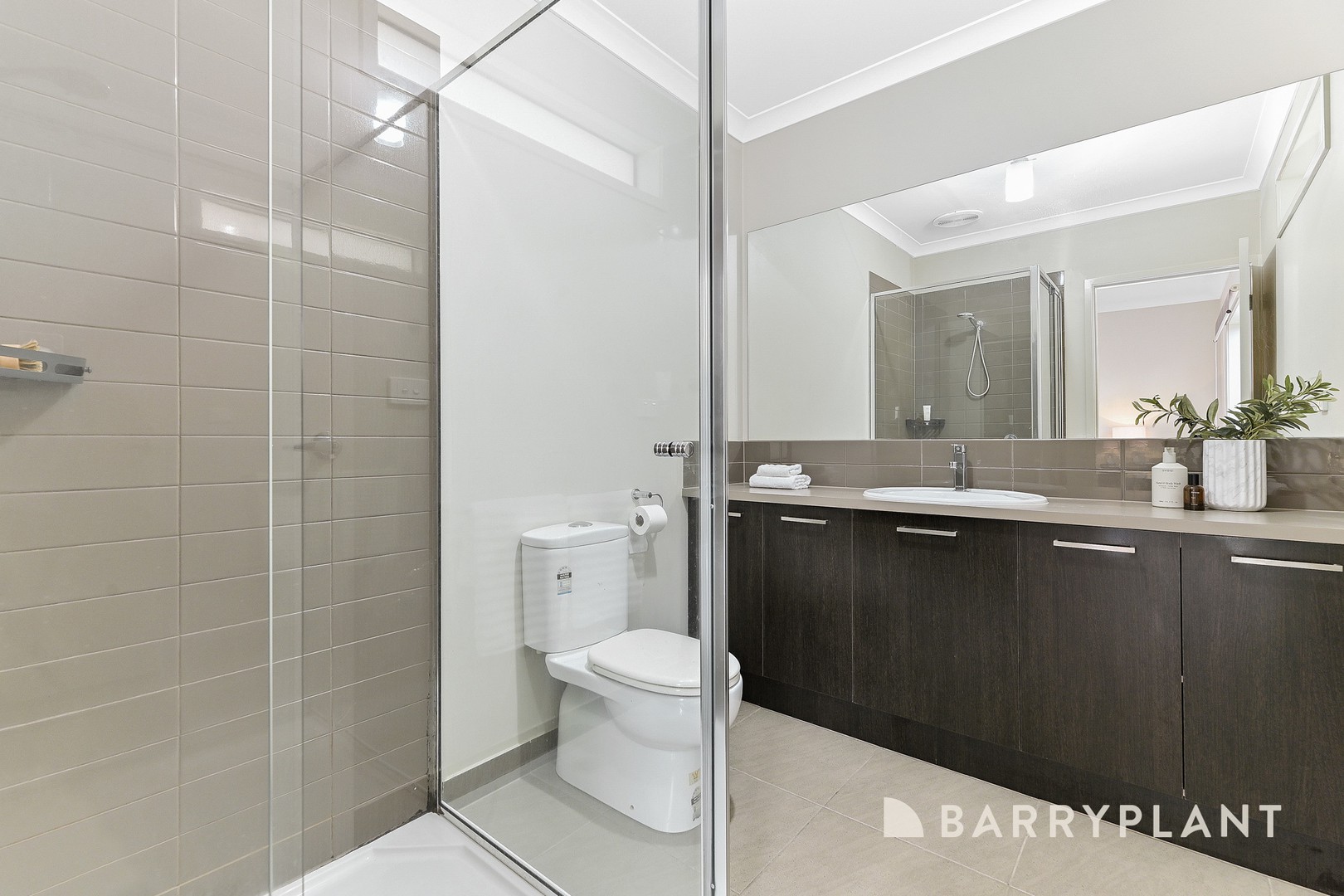 16 Pasture Circuit, Clyde North, VIC 3978, Clyde North - Thumbnail 4
