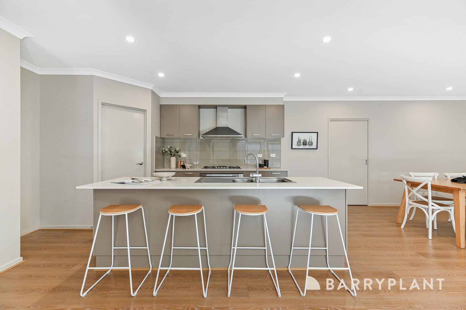 16 Pasture Circuit, Clyde North, VIC 3978, Clyde North - Thumbnail 6