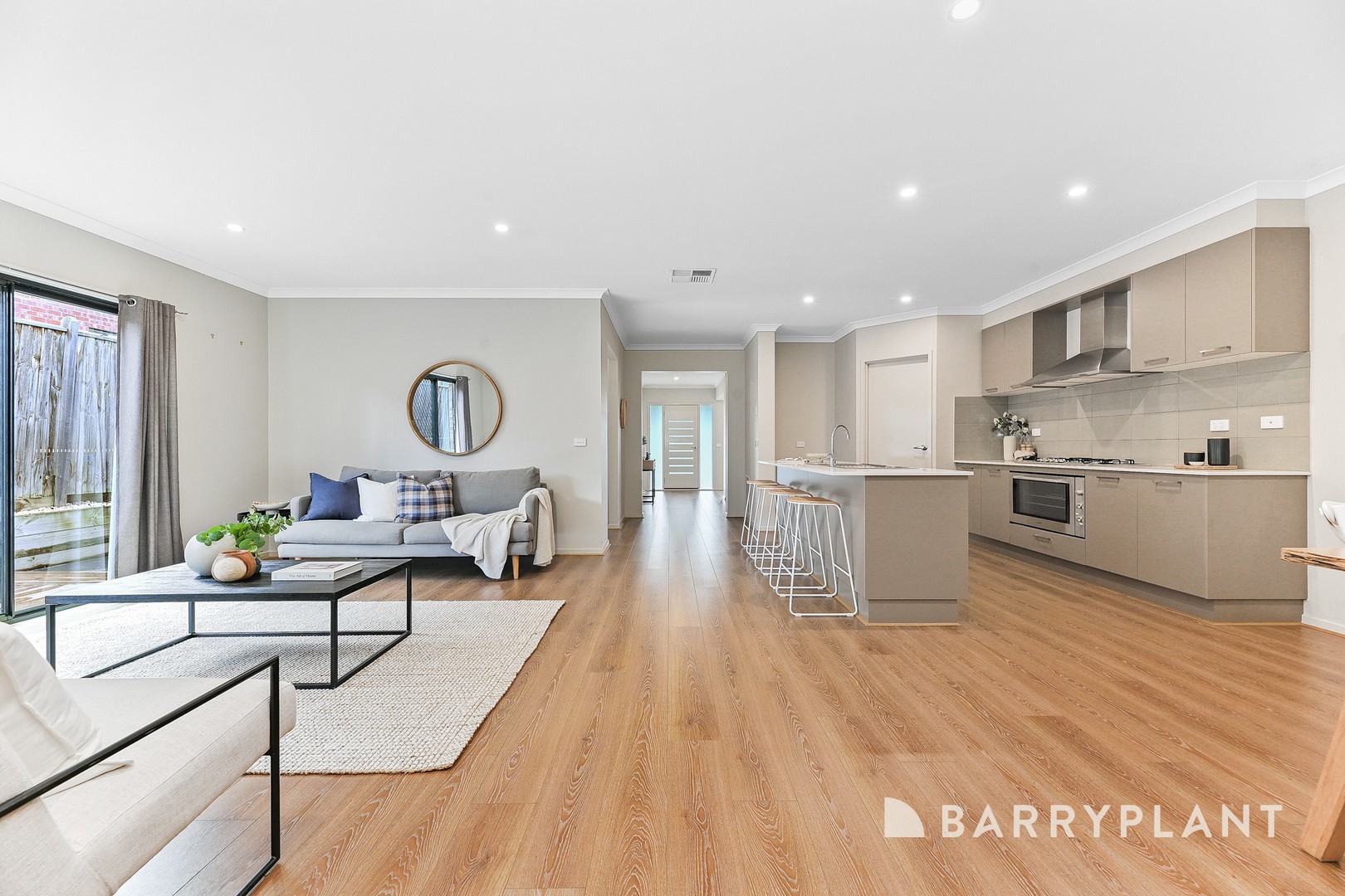 16 Pasture Circuit, Clyde North, VIC 3978, Clyde North - Thumbnail 8