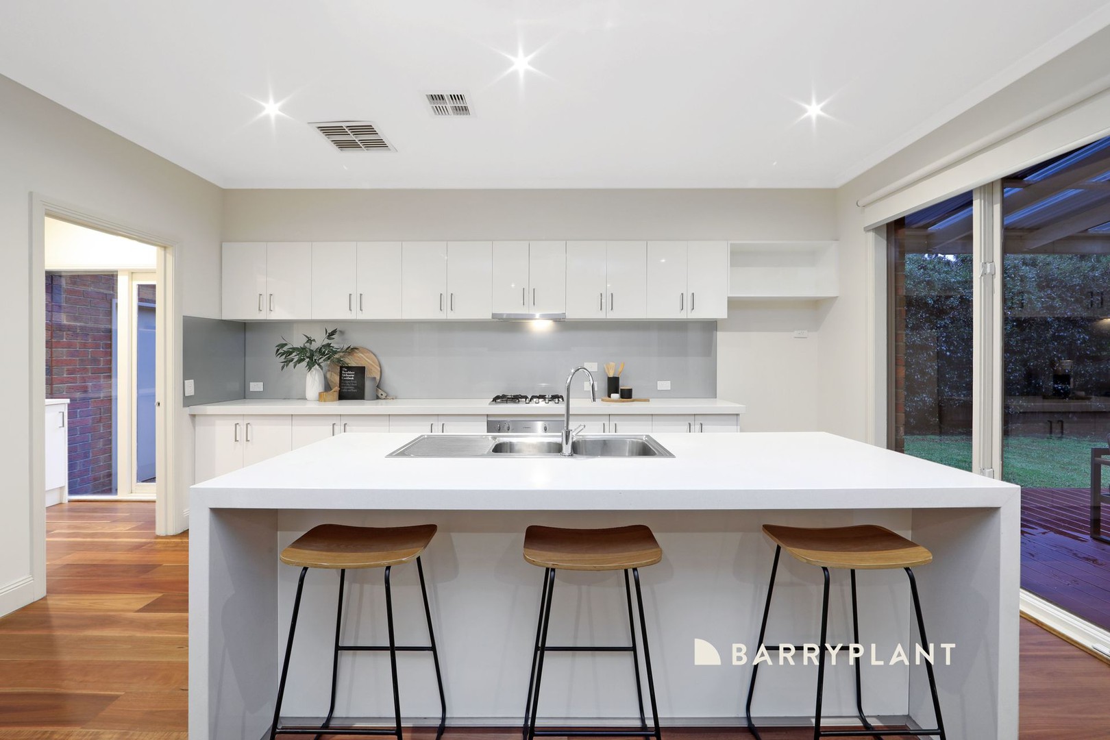 16 Pendelton Place, Lysterfield, VIC 3156 - Thumbnail 2 - 03/07/2025