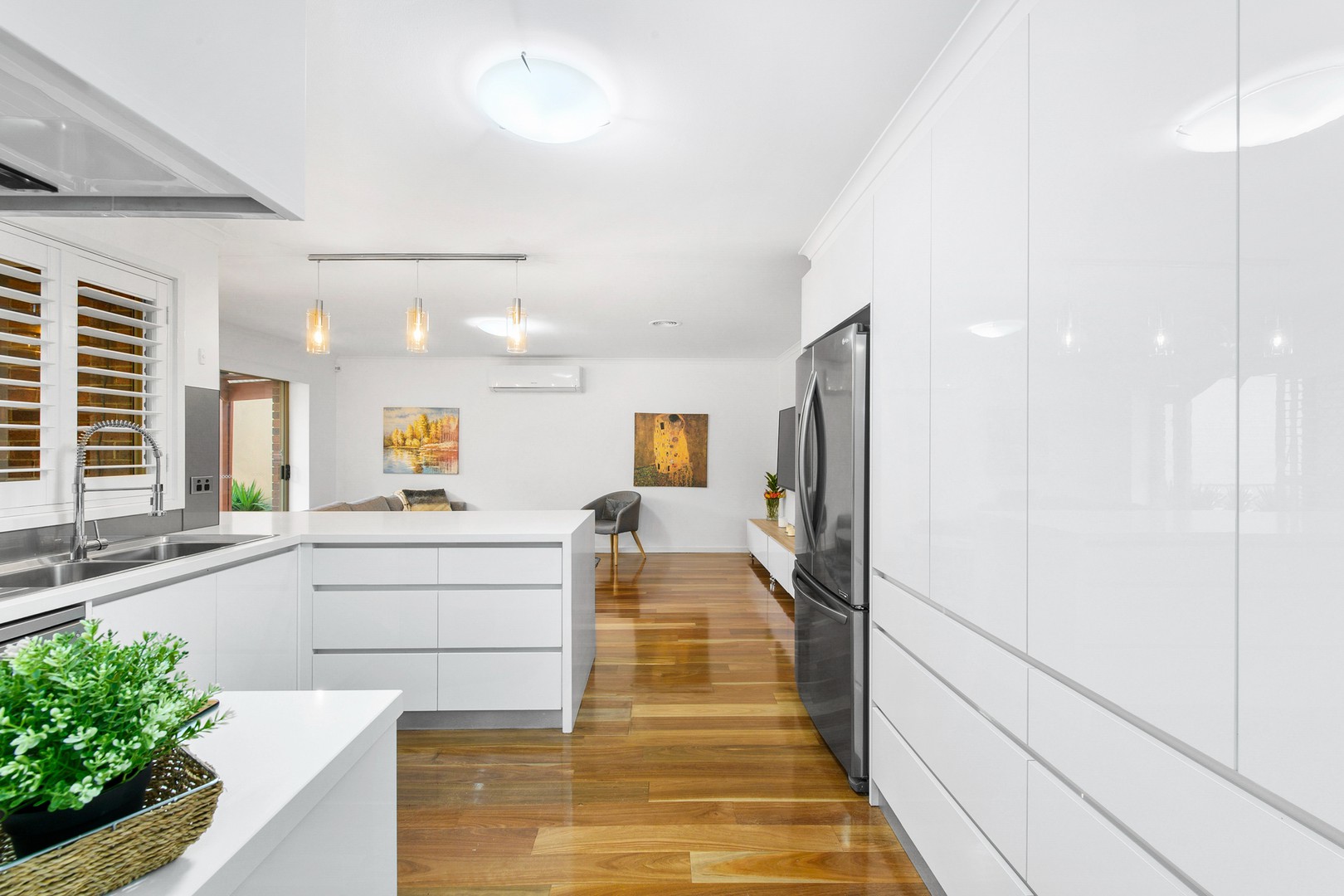 16 Penlow Court, Hillside, VIC 3037, Hillside - Thumbnail 3