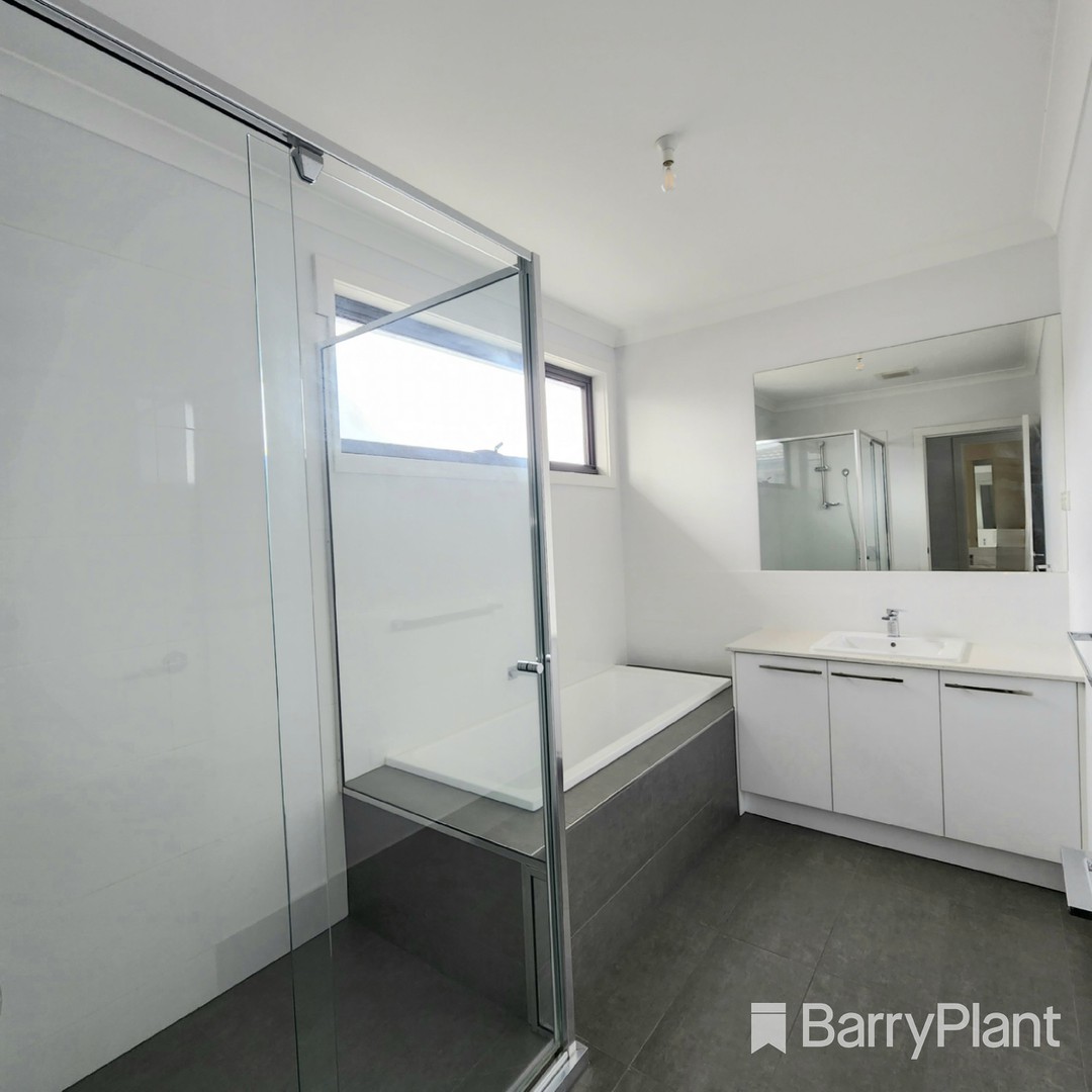 16 Perissos Place, Keysborough, VIC 3173, Keysborough - Thumbnail 3