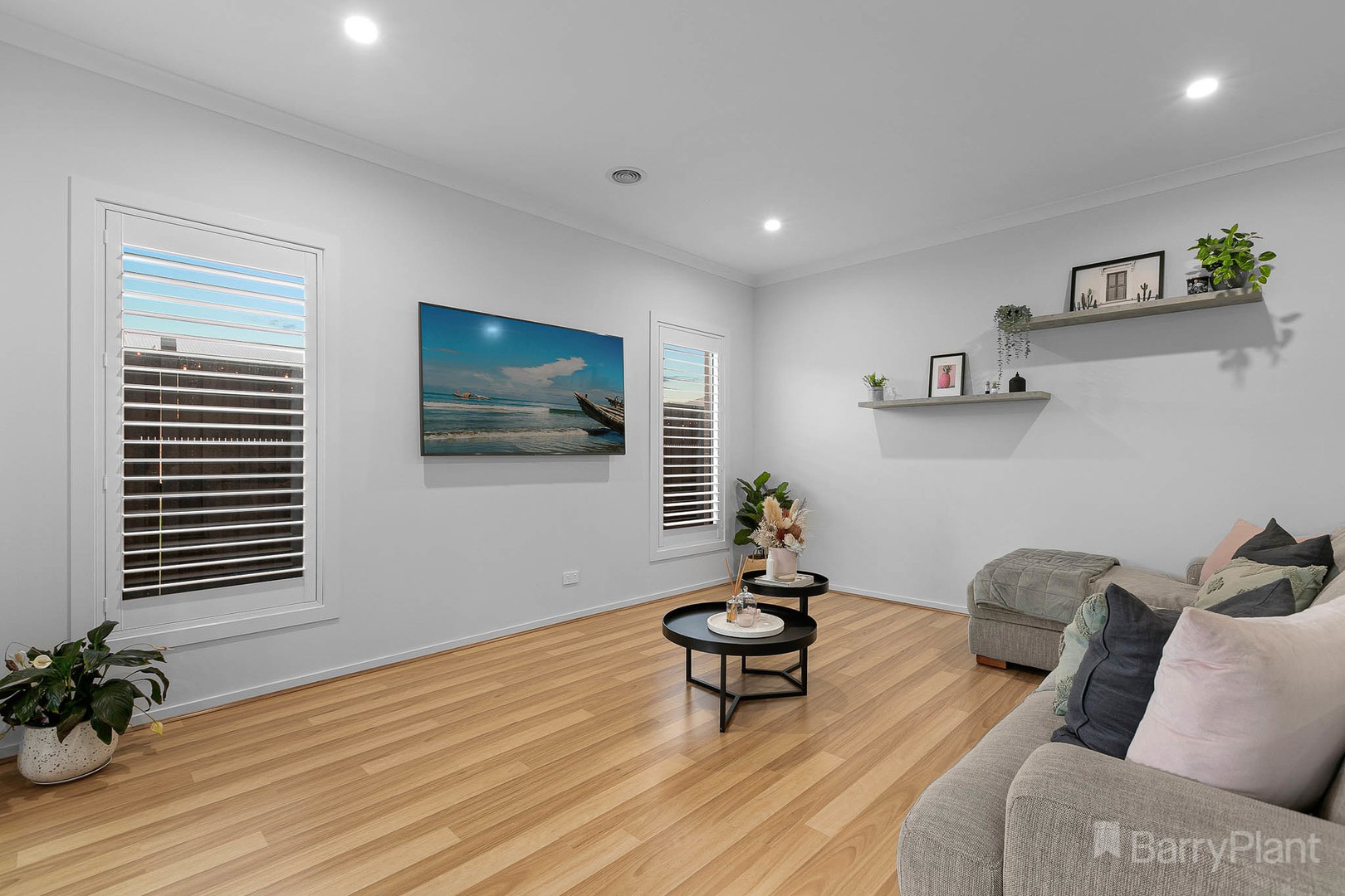 16 Petaluma Crescent, Officer, VIC 3809, Officer - Thumbnail 4