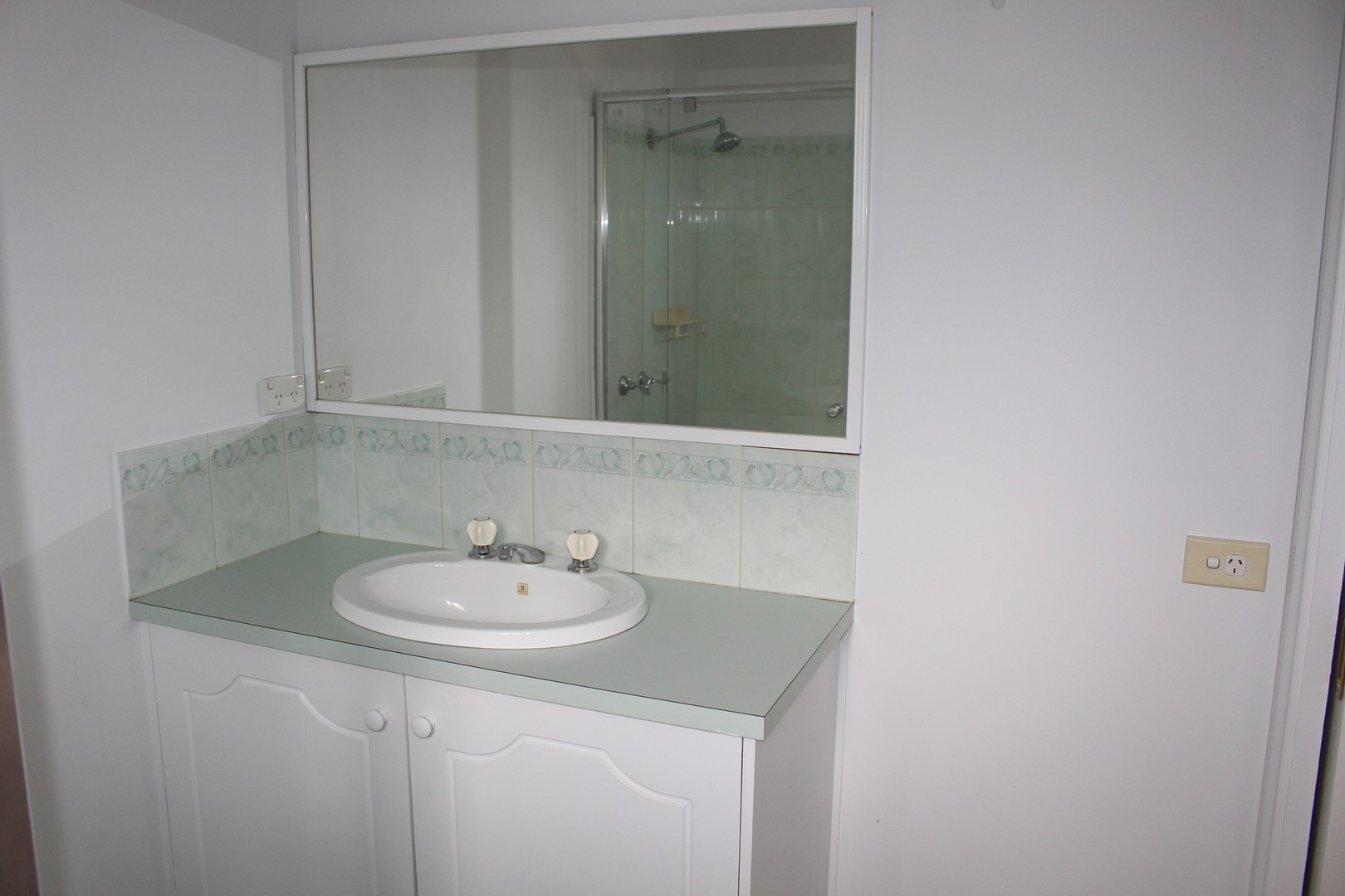 16 Pevensey Grove, Mildura, VIC 3500, Mildura - Thumbnail 8