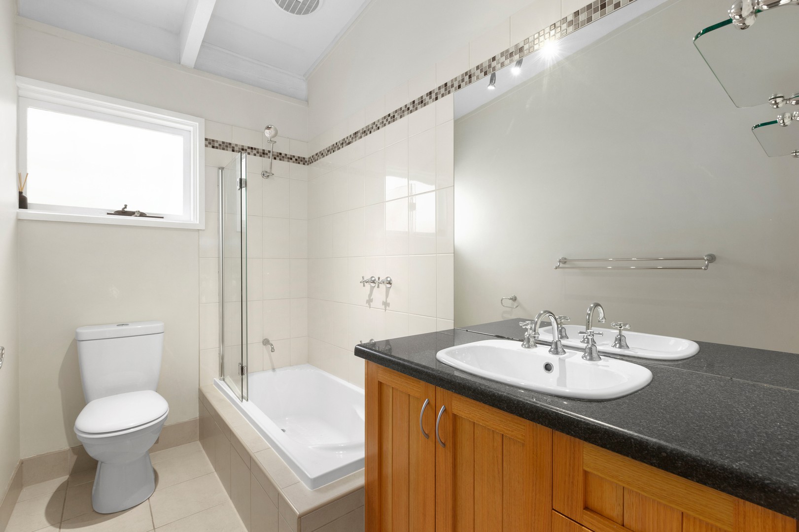 16 Prospect Hill  CrescentHurstbridge, VIC 3099  - Leased, Hurstbridge - Thumbnail 6