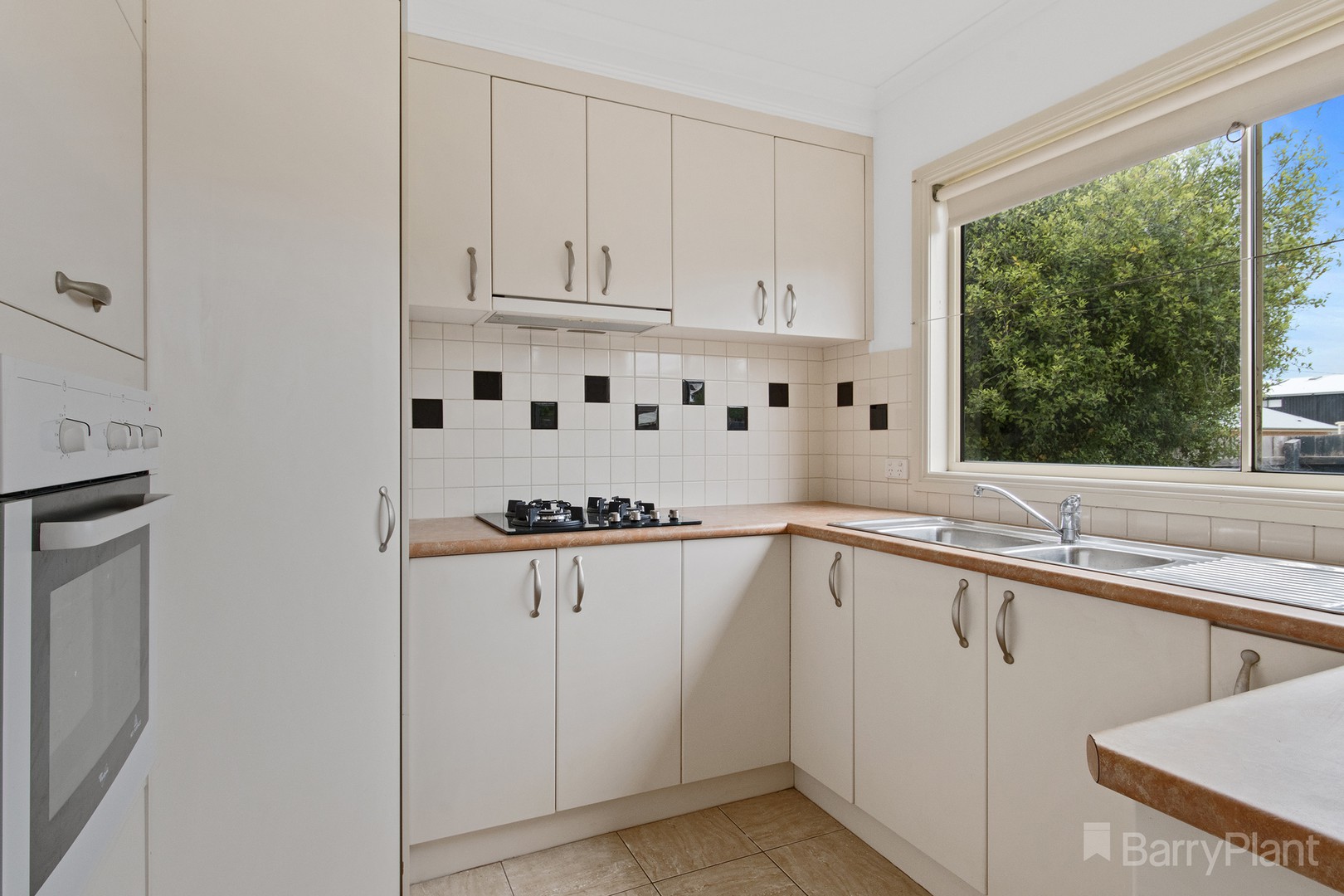 16 Prouses RoadNorth Bendigo, VIC 3550  - Leased, North Bendigo - Thumbnail 3