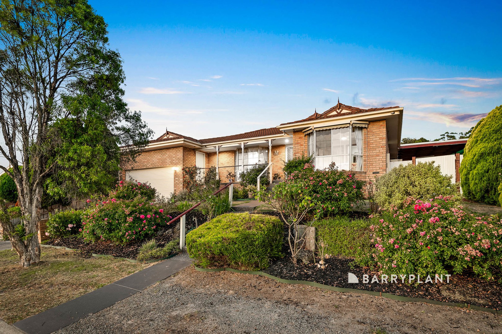 16 Quartz Place, Narre Warren North, VIC 3804, Narre Warren North - Thumbnail 2