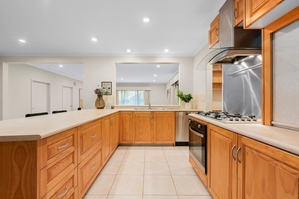 16 Rachelle Drive, Wantirna, VIC 3152, Wantirna - Thumbnail 5