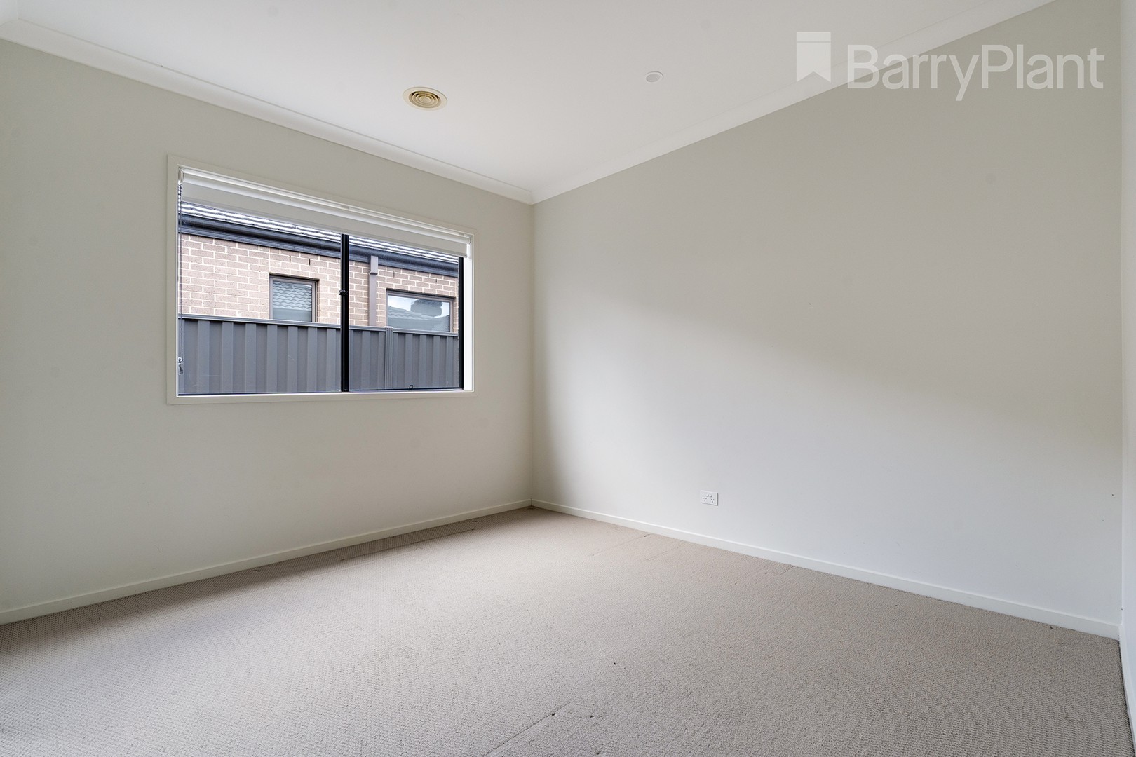 16 Riegelhuth Street, Craigieburn, VIC 3064, Craigieburn - Thumbnail 6
