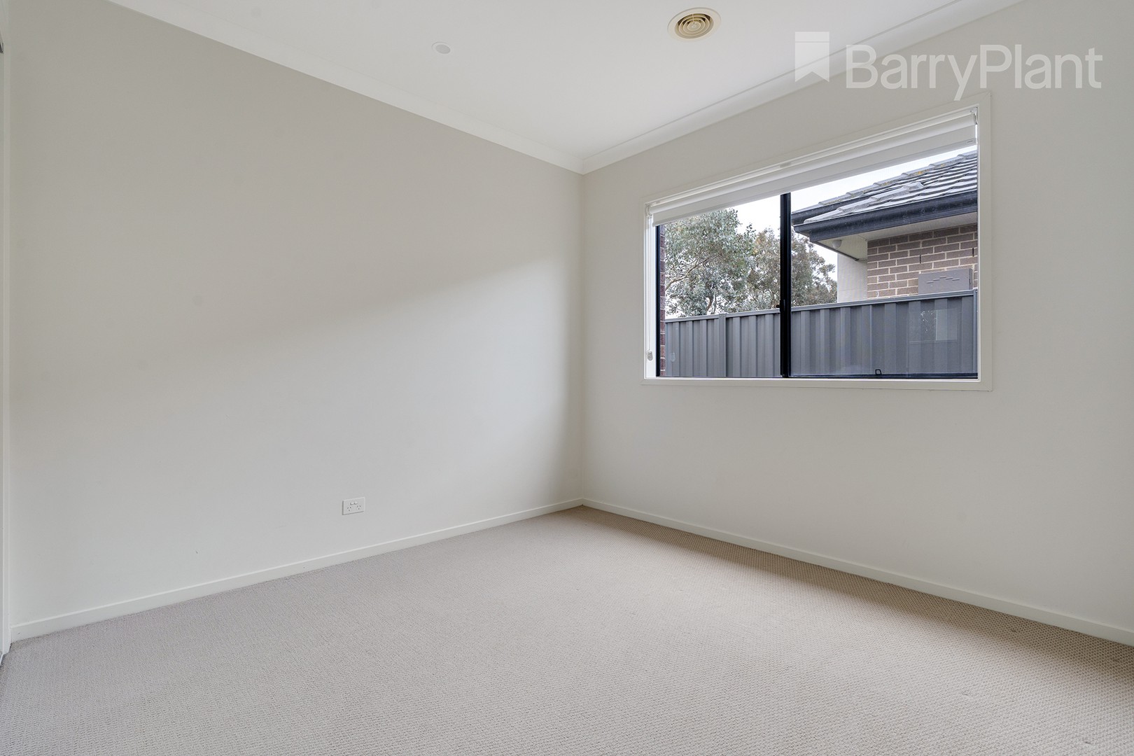 16 Riegelhuth Street, Craigieburn, VIC 3064, Craigieburn - Thumbnail 7