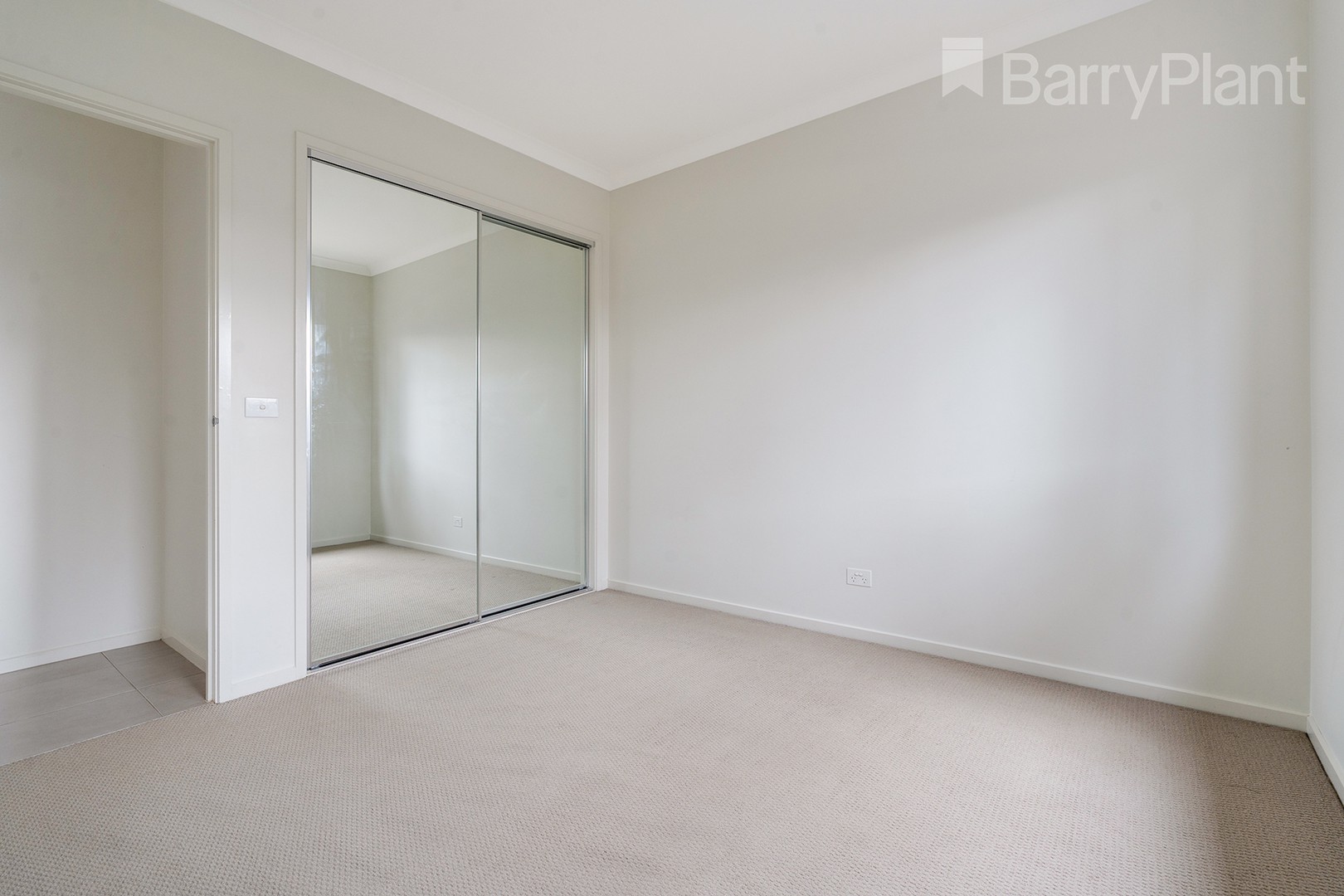 16 Riegelhuth Street, Craigieburn, VIC 3064, Craigieburn - Thumbnail 8