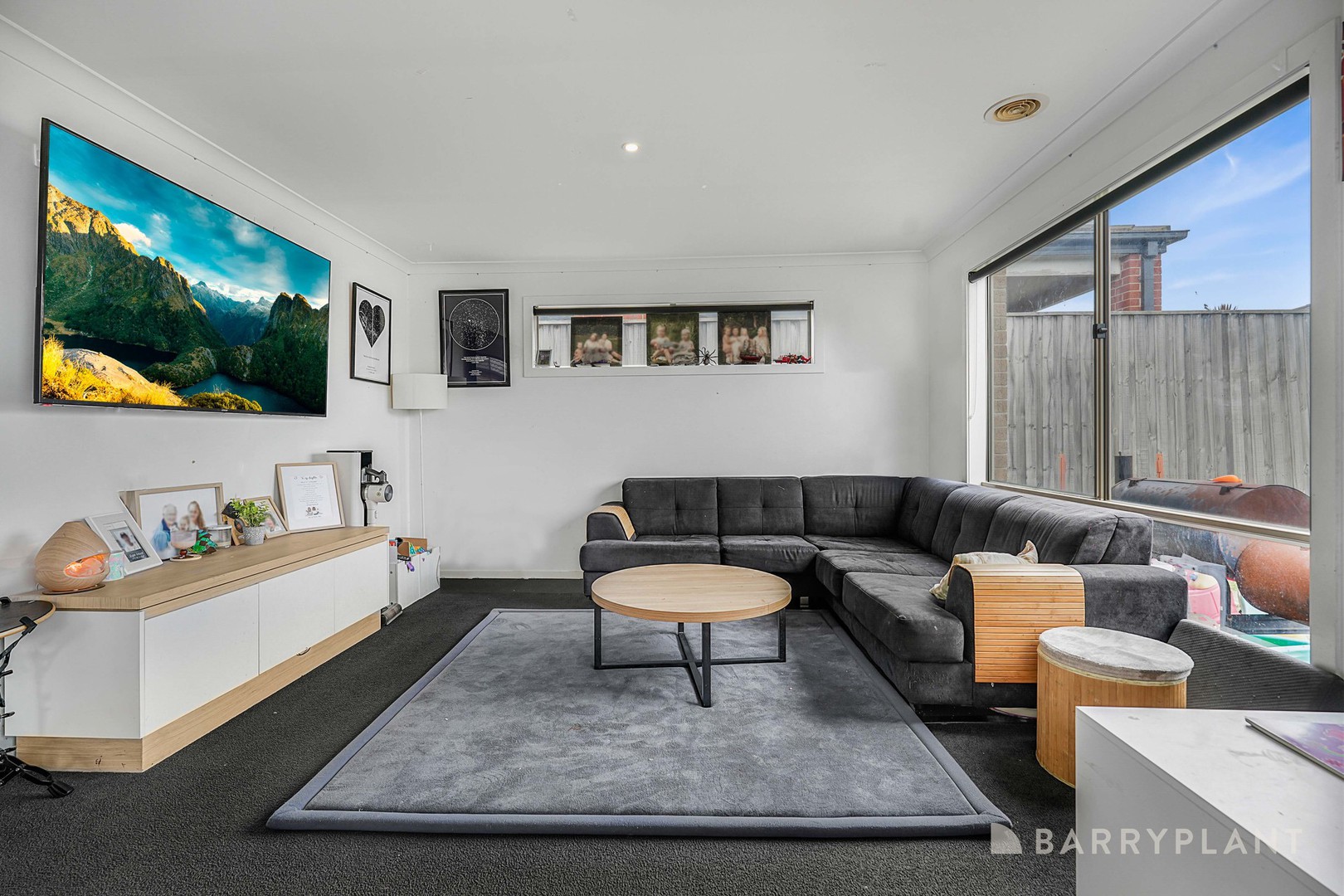 16 Rockford Street, Pakenham, VIC 3810, Pakenham - Thumbnail 3