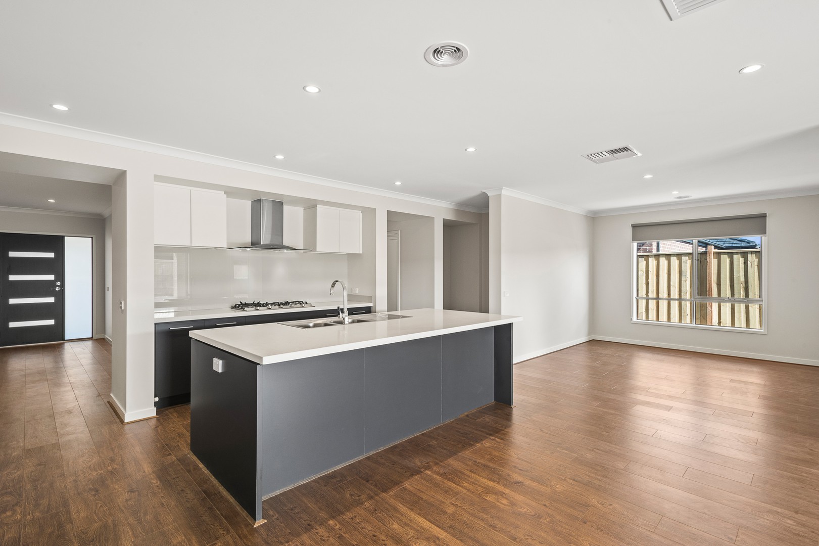16 Roderick Street, Doreen, VIC 3754, Doreen - Thumbnail 2