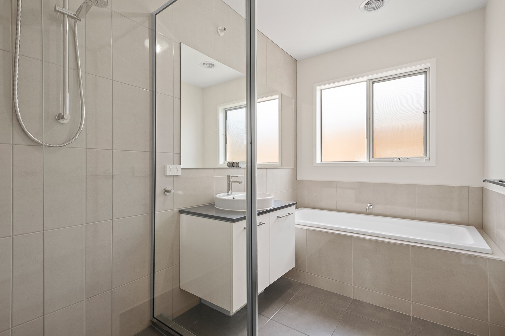 16 Roderick Street, Doreen, VIC 3754, Doreen - Thumbnail 5