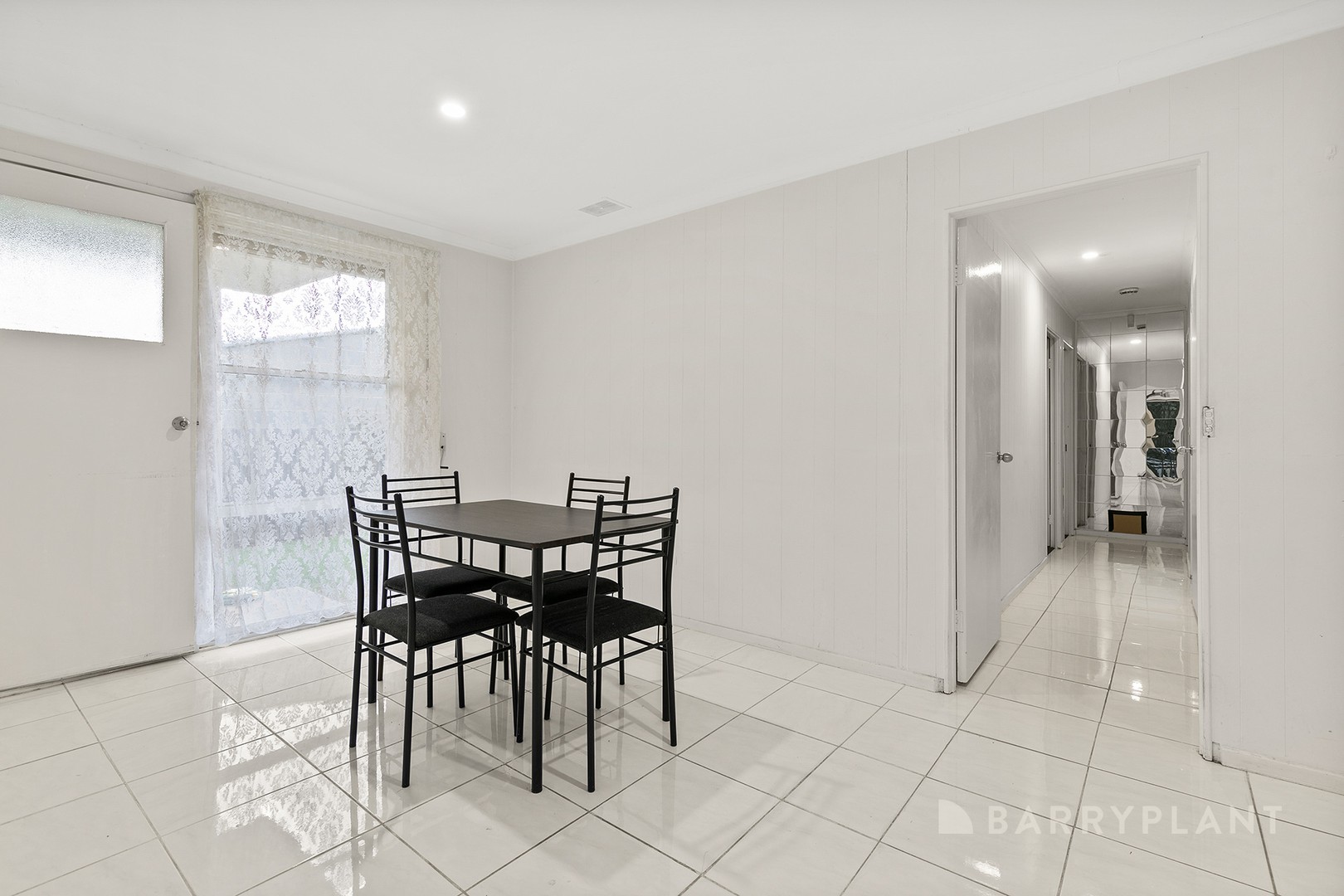 16 Rokewood Crescent, Meadow Heights, VIC 3048, Meadow Heights - Thumbnail 4