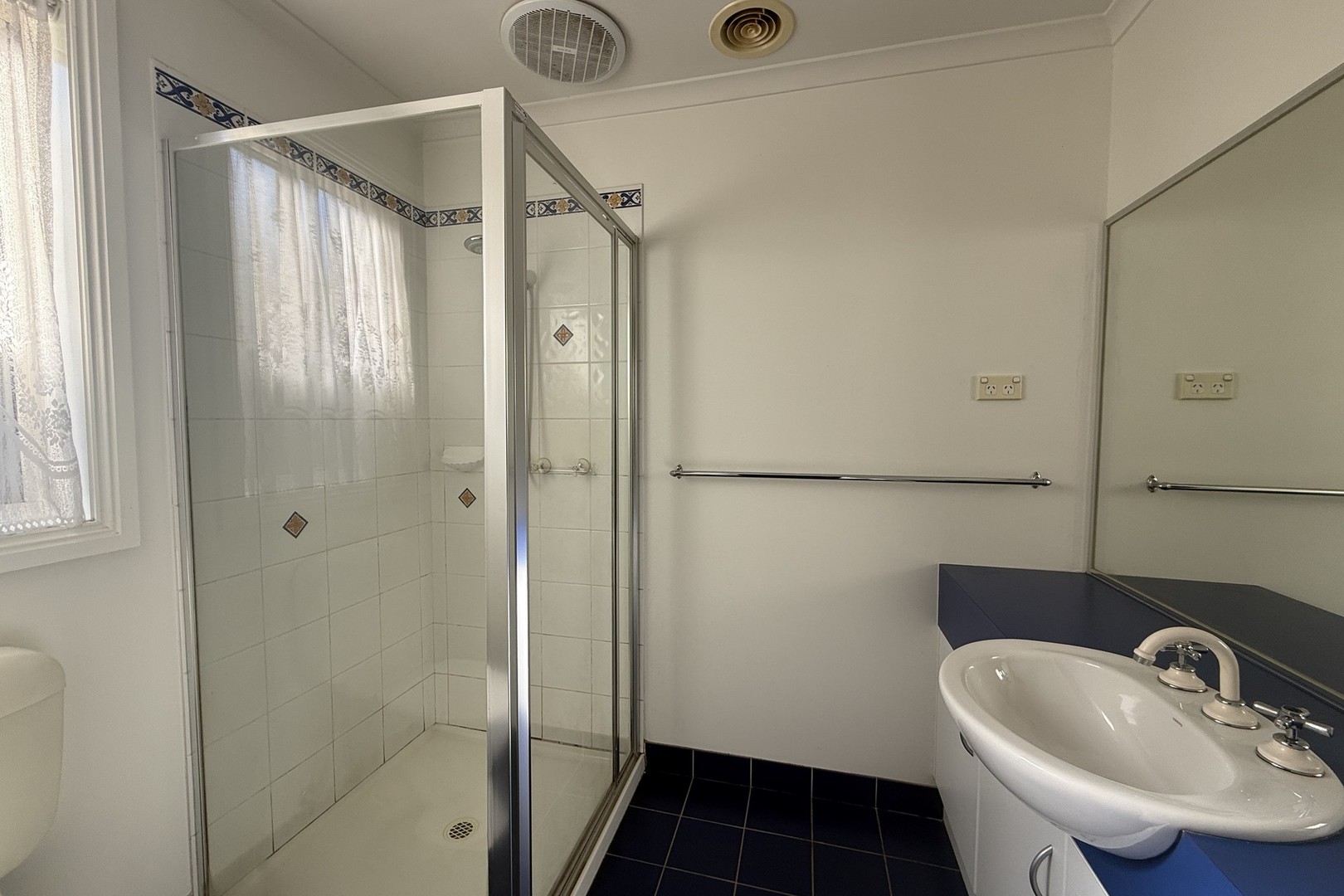 16 Ruben Drive, Sydenham, VIC 3037, Sydenham - Thumbnail 7