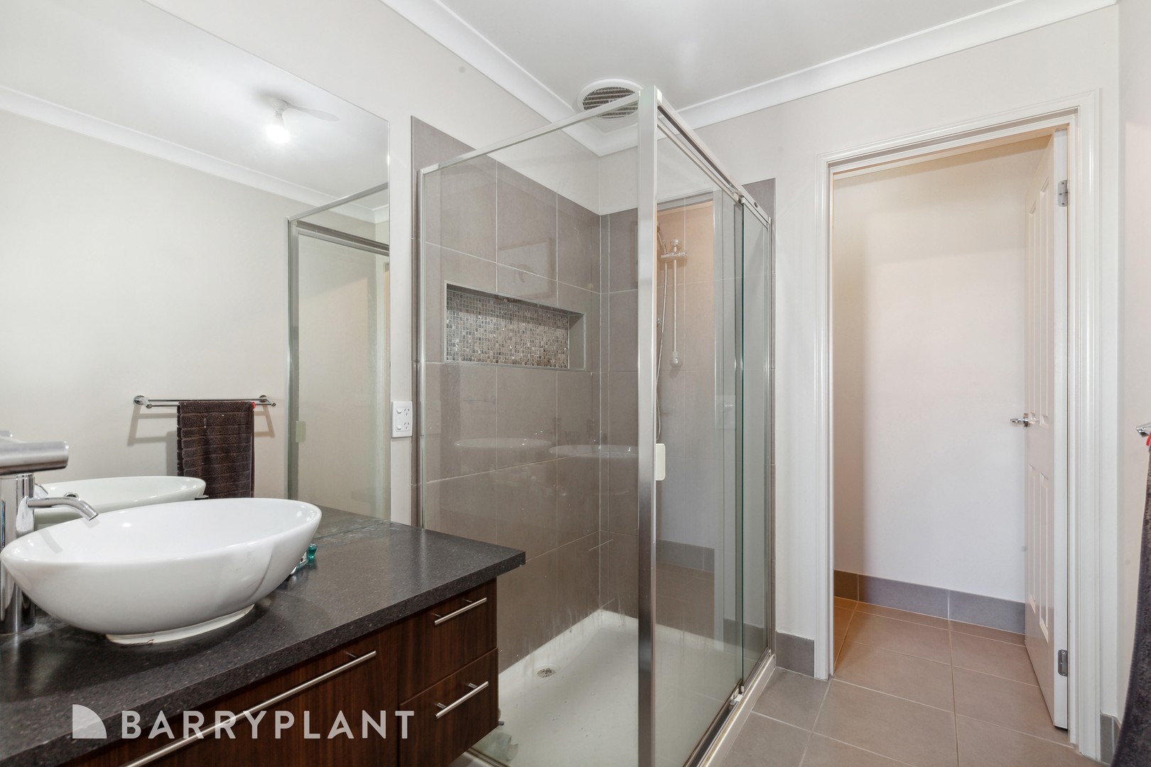 16 Salute Court, Wallan, VIC 3756, Wallan - Thumbnail 6