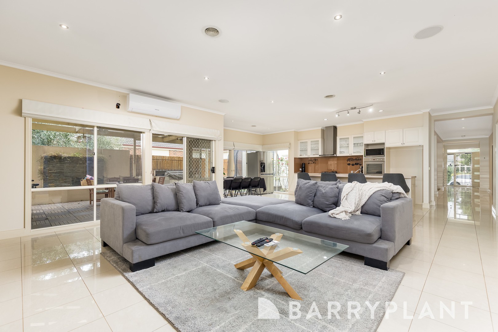 16 San Domino Avenue, Point Cook, VIC 3030, Point Cook - Thumbnail 3