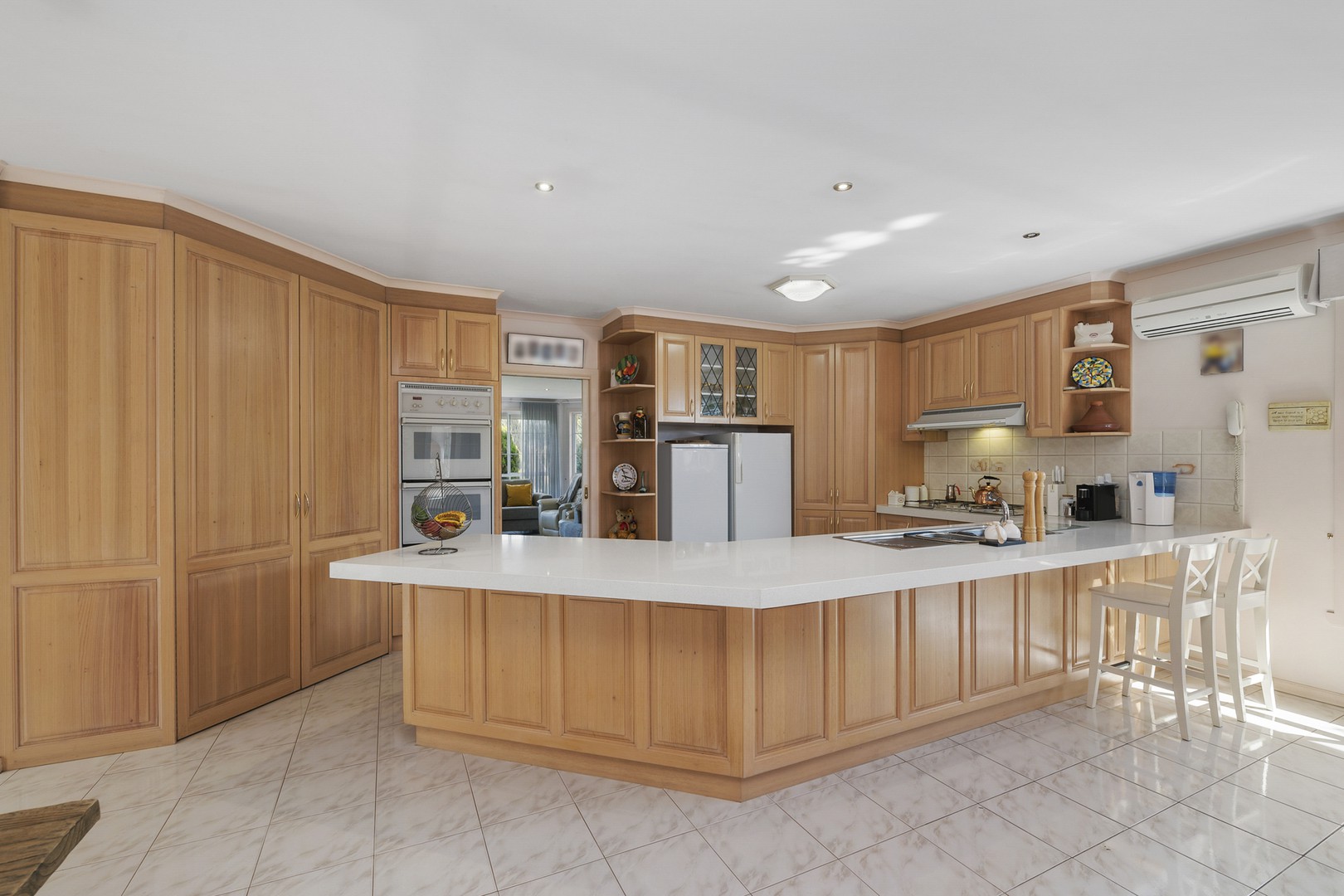 16 Saratoga Crescent, Keilor Downs, VIC 3038, Keilor Downs - Thumbnail 3