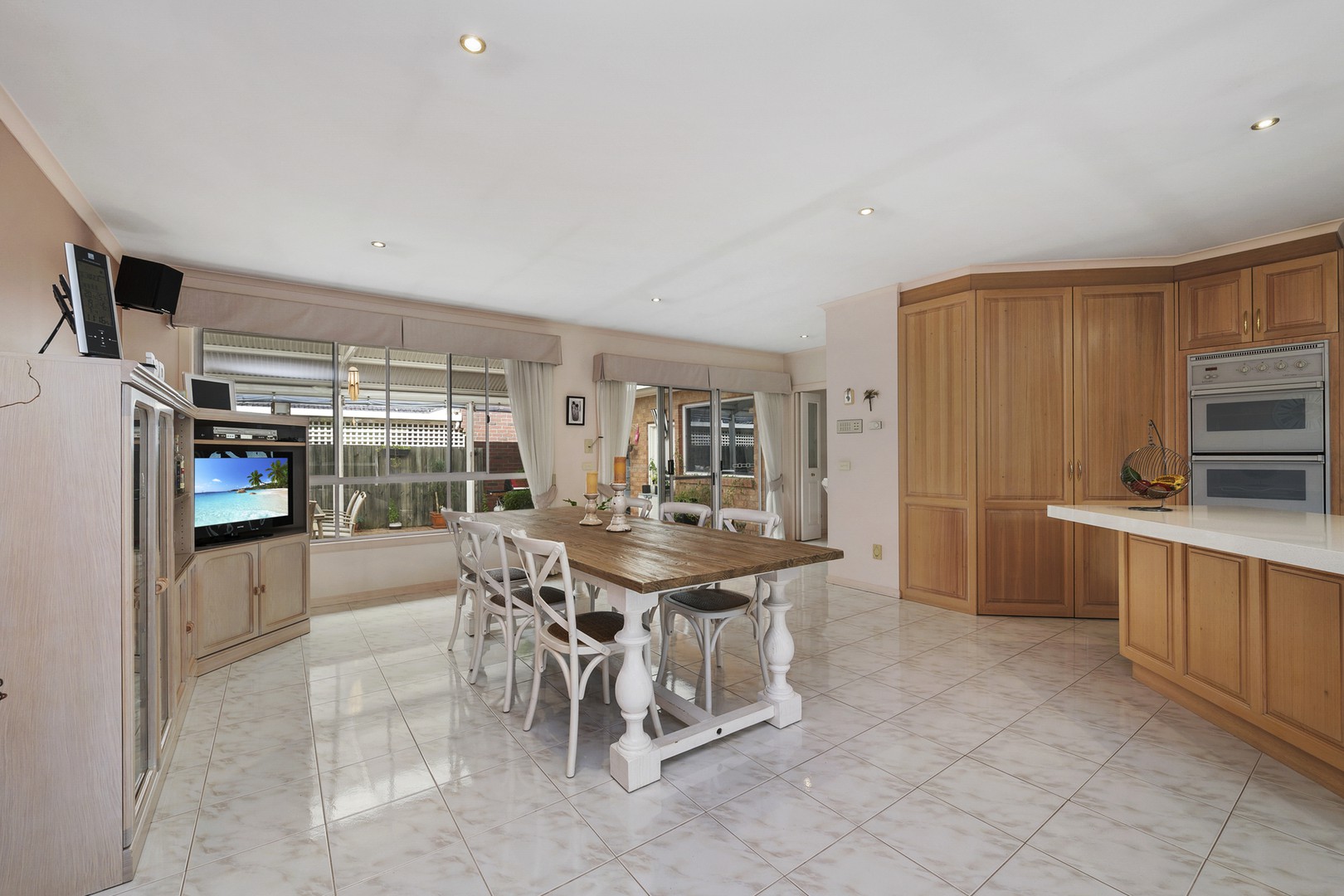 16 Saratoga Crescent, Keilor Downs, VIC 3038, Keilor Downs - Thumbnail 6