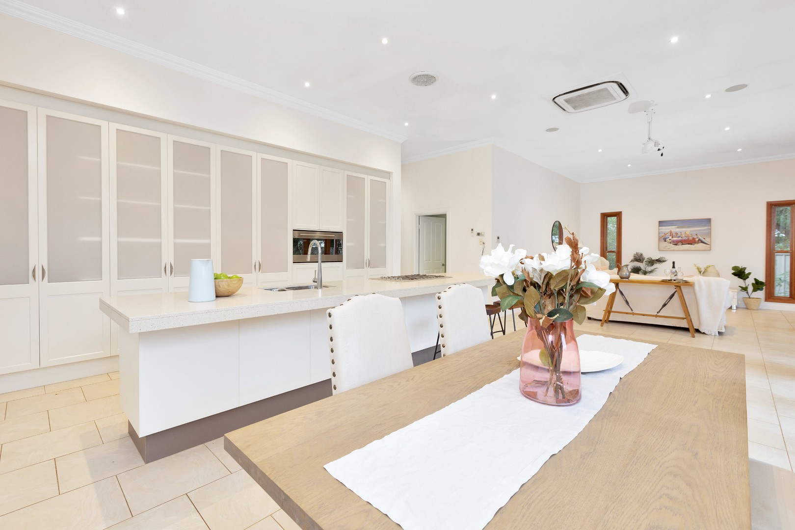 16 Sarnia Avenue, Mildura, VIC 3500, Mildura - Thumbnail 2