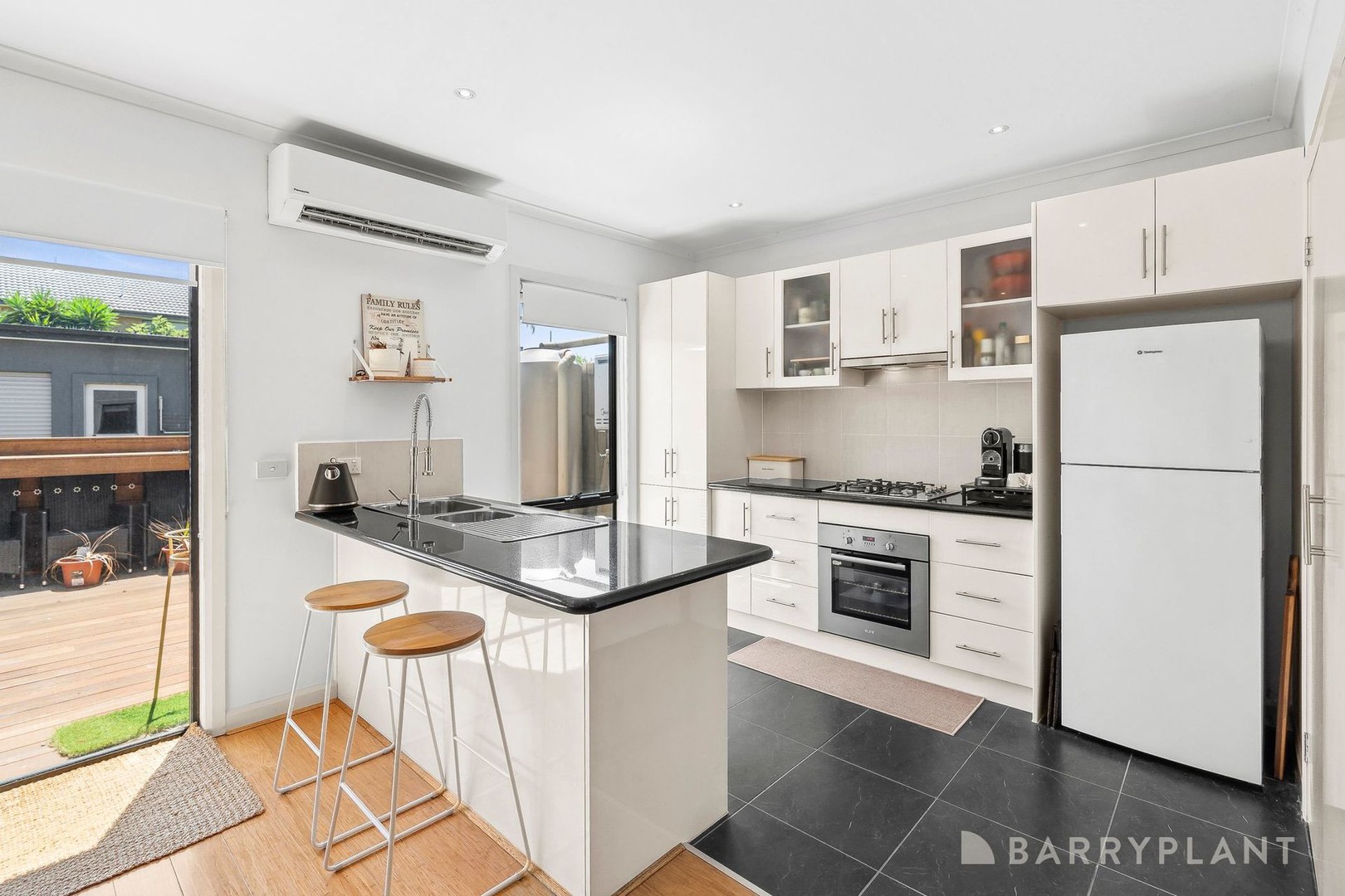 16 Scrubwren Drive, Williams Landing, VIC 3027, Williams Landing - Thumbnail 5