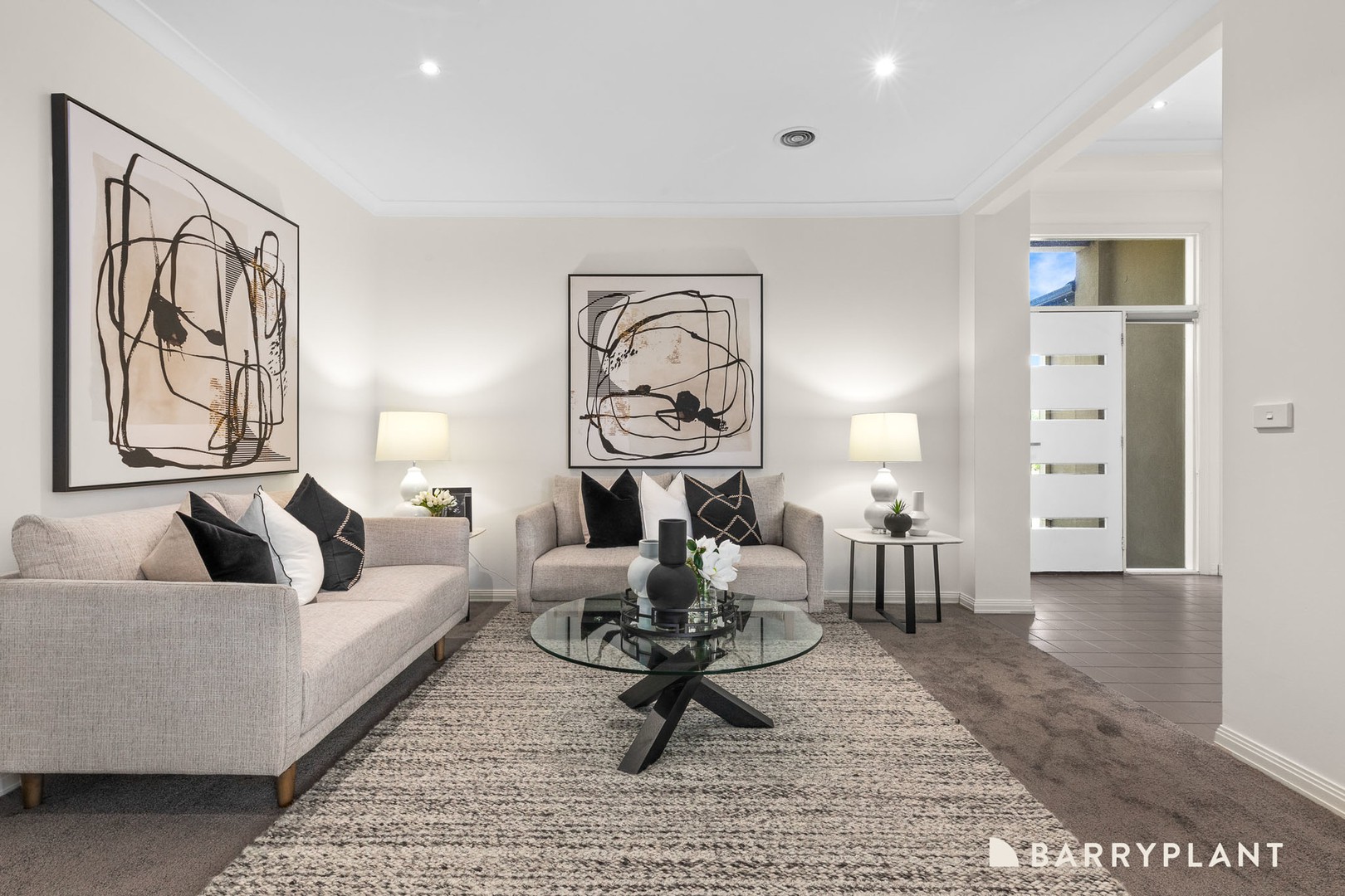 16 Seattle Square, Narre Warren, VIC 3805 - Thumbnail 2 - 17/01/2024