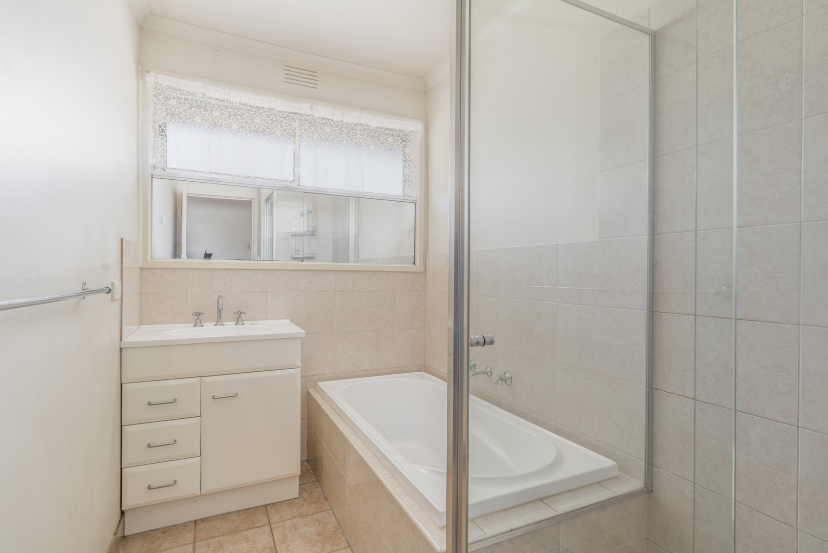 16 Sellick Drive, Croydon, VIC 3136, Croydon - Thumbnail 6