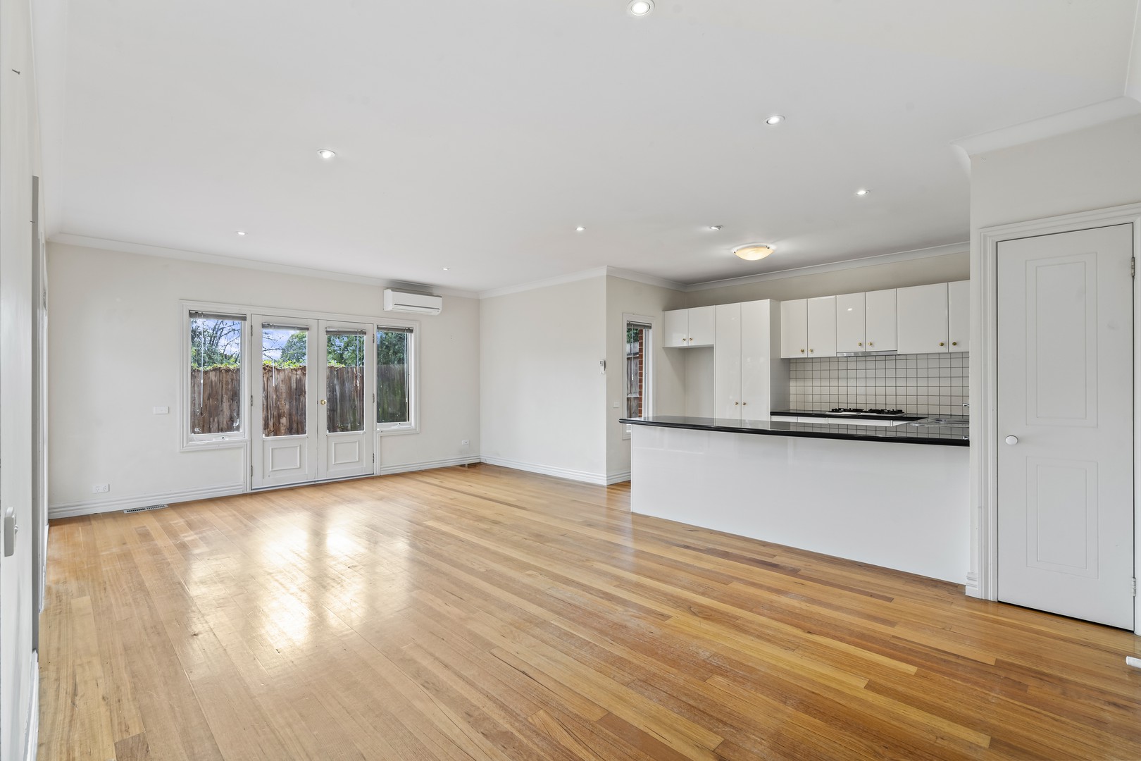 16 Severn Street, Box Hill North, VIC 3129, Box Hill North - Thumbnail 2
