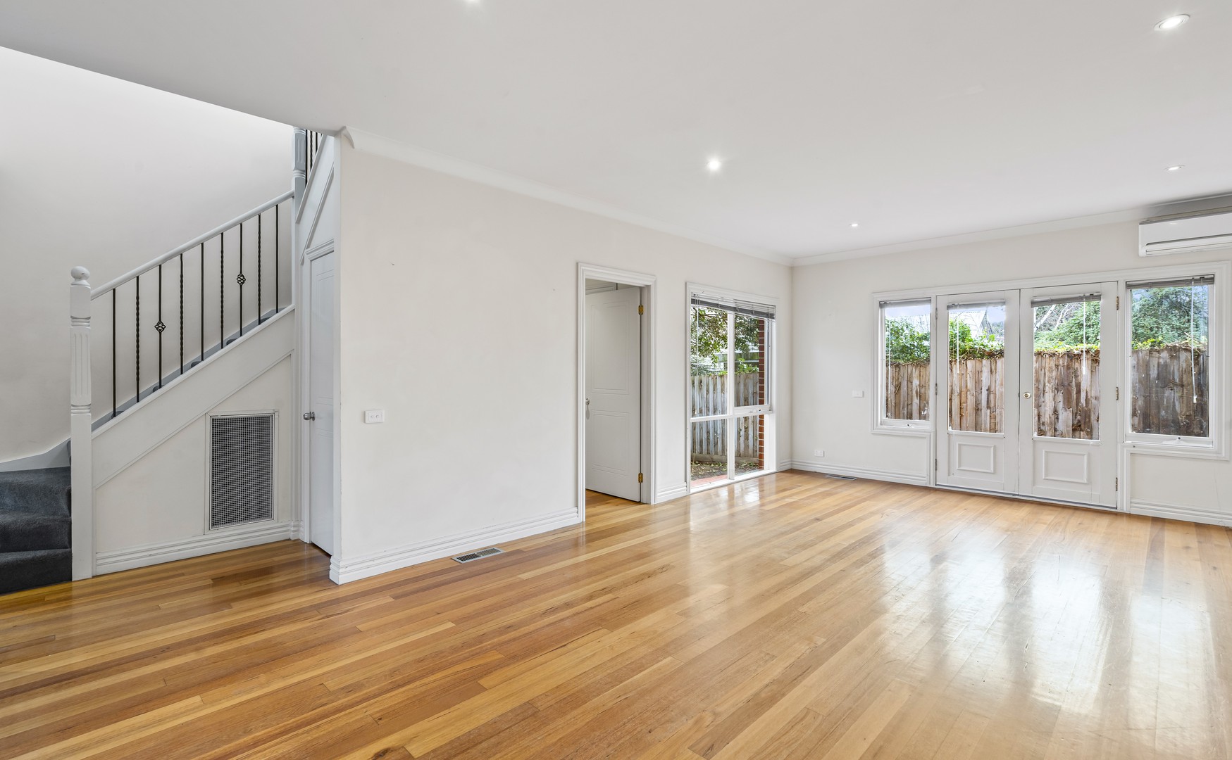 16 Severn Street, Box Hill North, VIC 3129, Box Hill North - Thumbnail 3