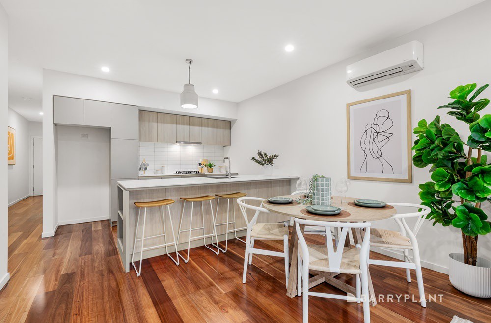 16 Sharp Circuit, Mill Park, VIC 3082, Mill Park - Thumbnail 3