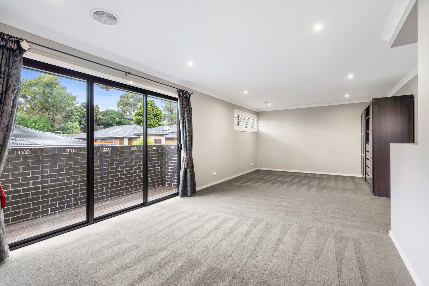 16 Sherwood Road, Chirnside Park, VIC 3116, Chirnside Park - Thumbnail 6