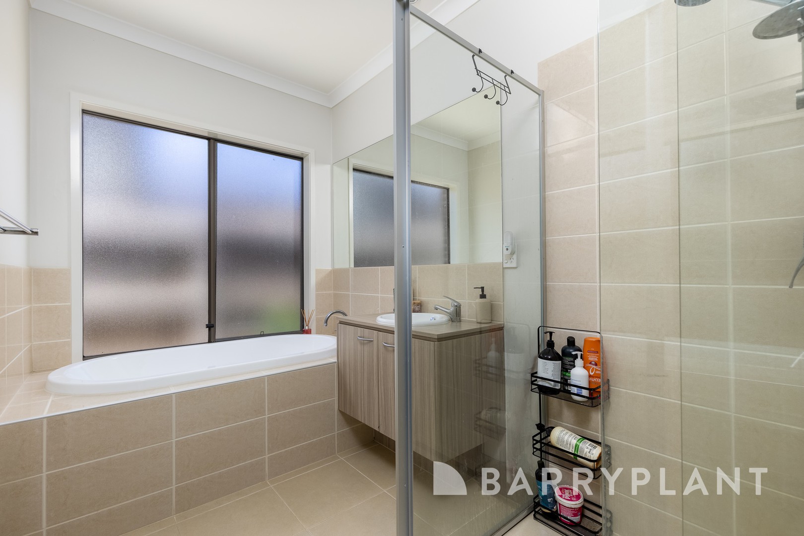 16 Shiraz Crescent, Point Cook, VIC 3030, Point Cook - Thumbnail 8