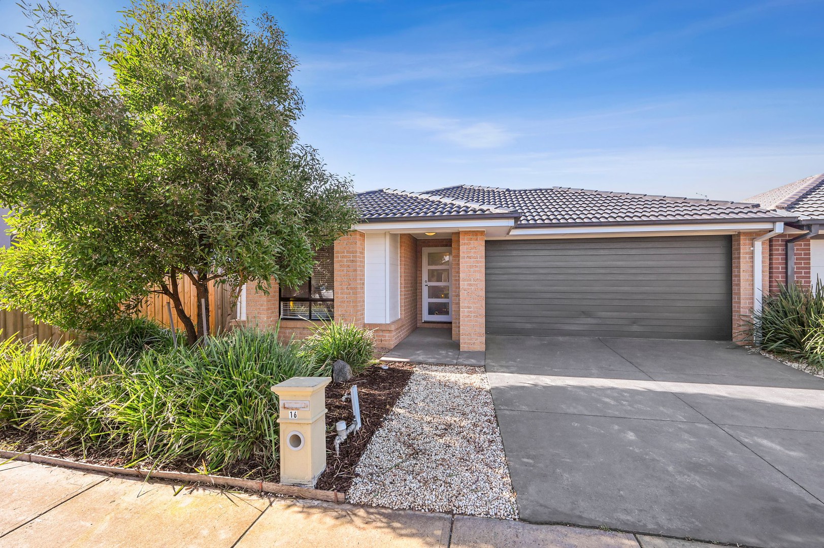 16 Simony Drive, Armstrong Creek, VIC 3217