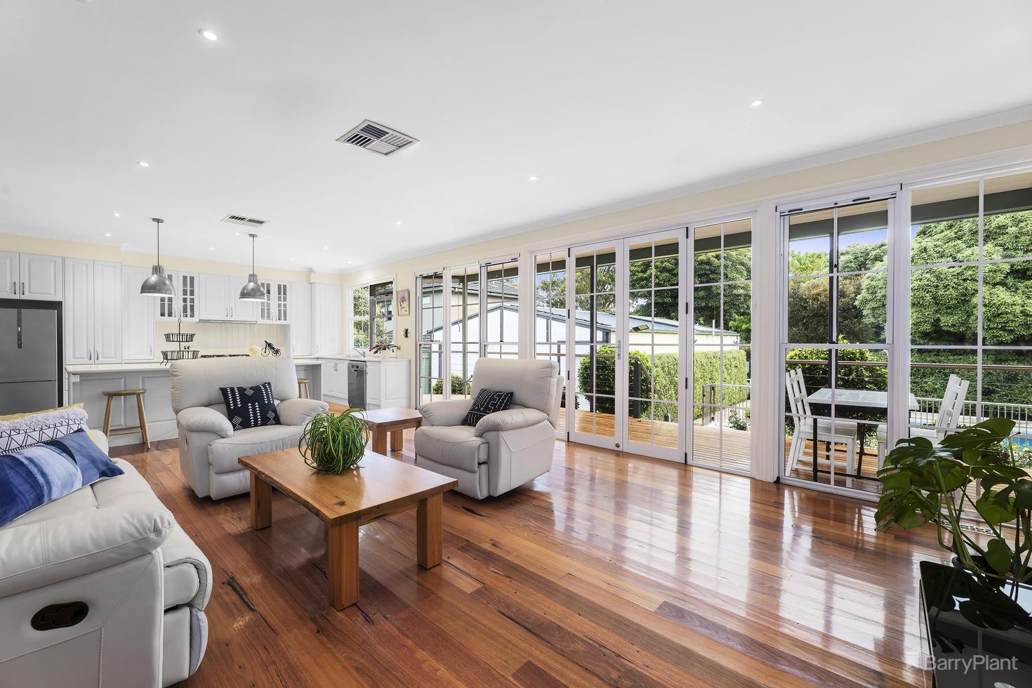 16 Simpson Street, Mitcham, VIC 3132, Mitcham - Thumbnail 5