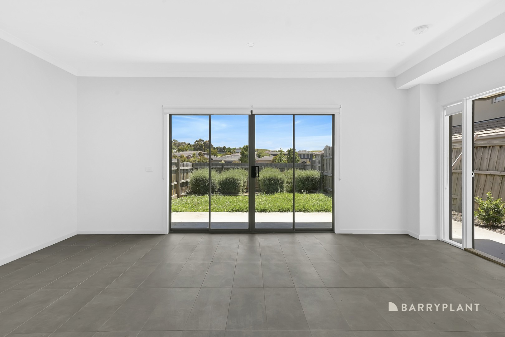 16 Sommerville Avenue, Mernda, VIC 3754, Mernda - Thumbnail 5