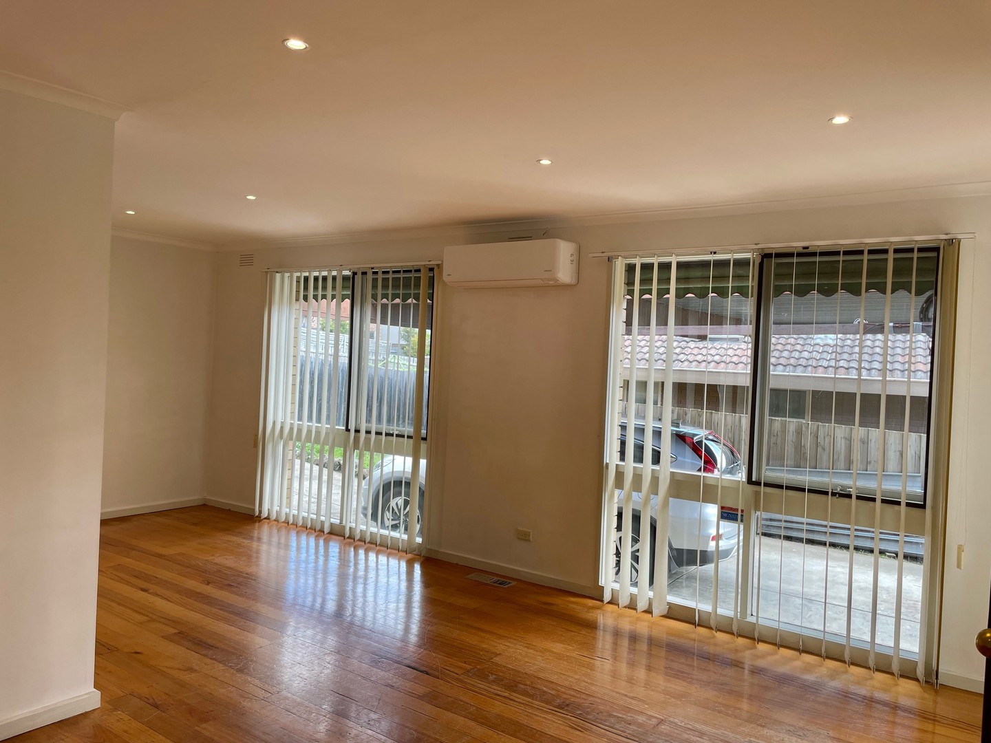 16 St Clems Road, Doncaster East, VIC 3109, Doncaster East - Thumbnail 3
