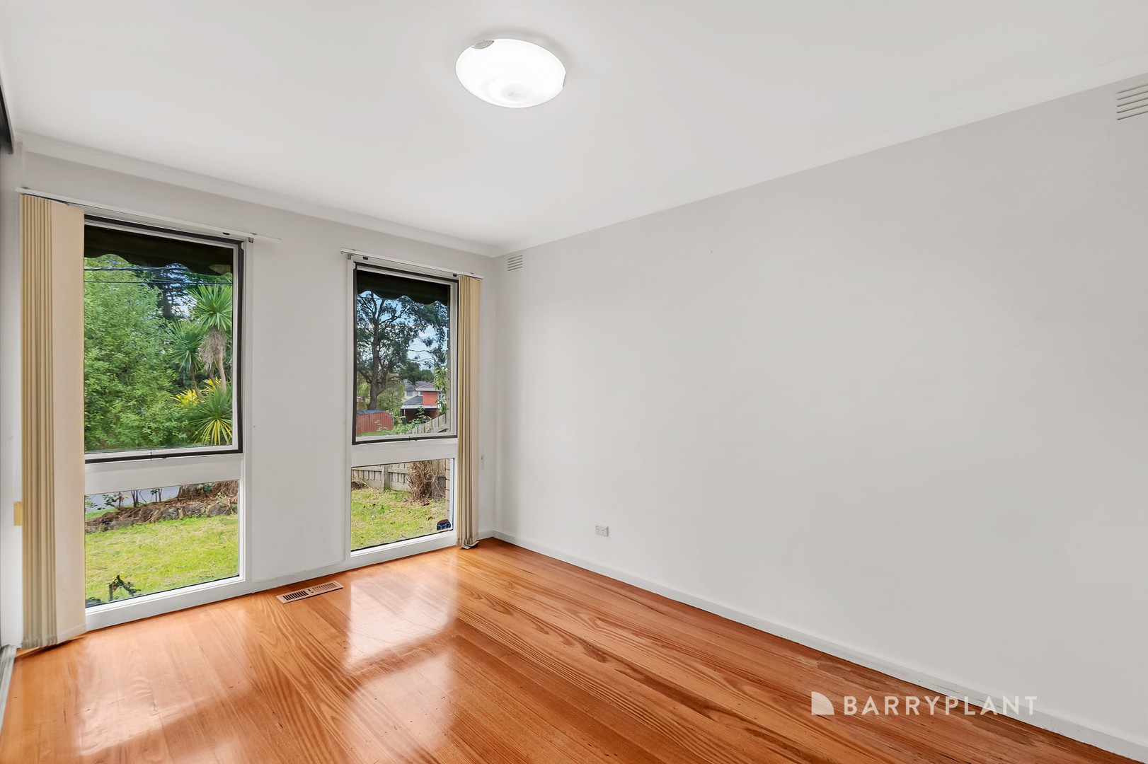 16 St Clems Road, Doncaster East, VIC 3109, Doncaster East - Thumbnail 4