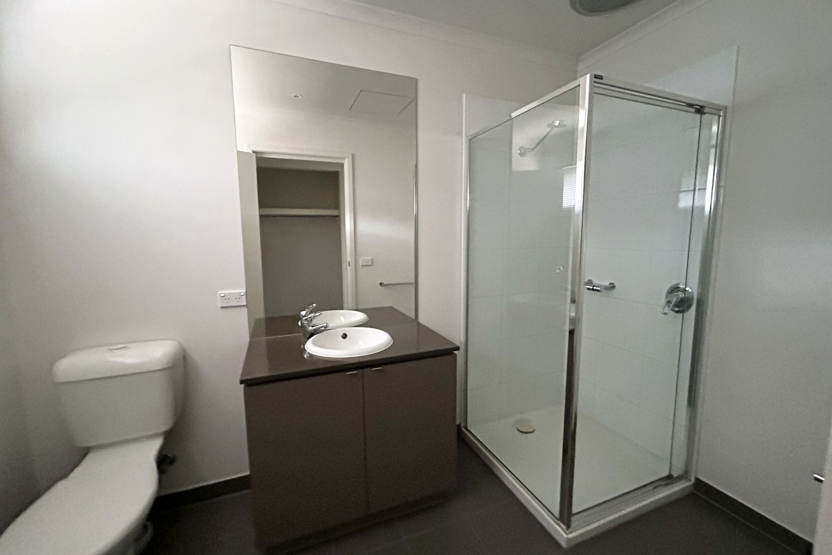 16 St James Park Drive, Mulgrave, VIC 3170, Mulgrave - Thumbnail 5